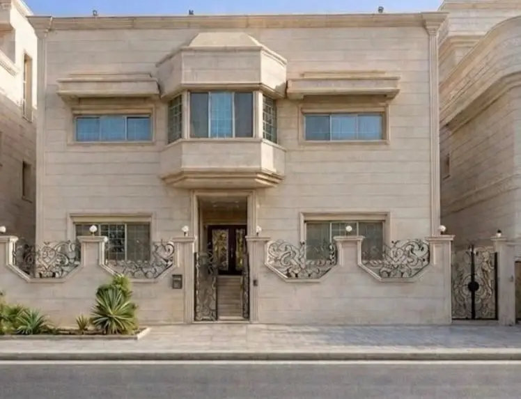 Sale House in Mubarak Al-Kabeer