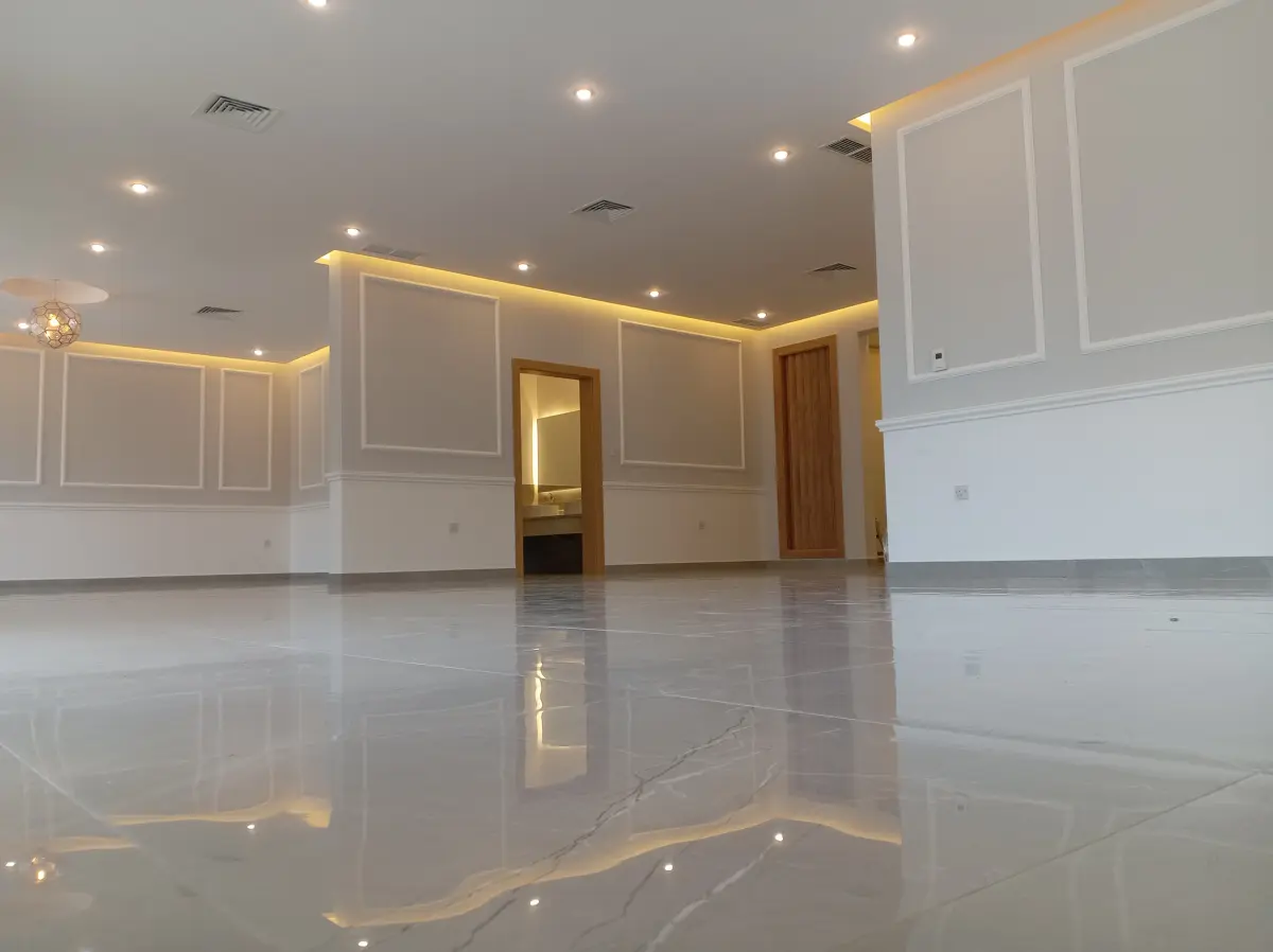 Rent Floor in Bayan