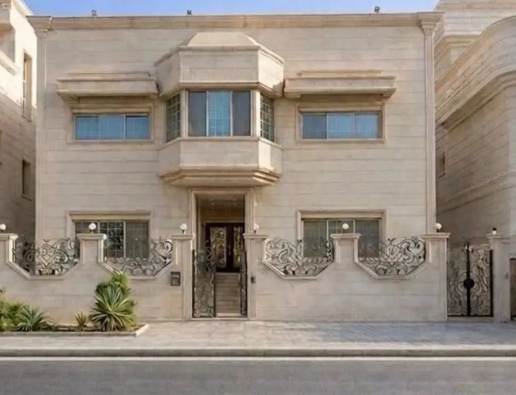 Sale House in Mubarak Al-Kabeer