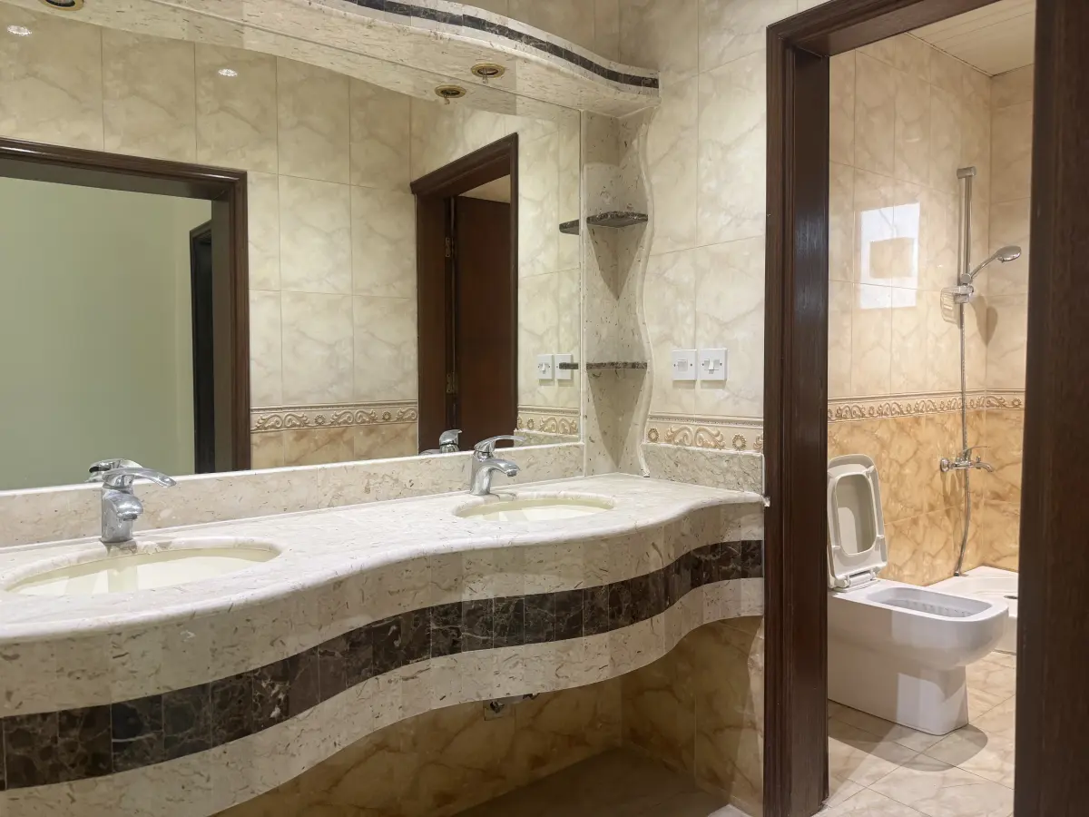 Rent Floor in Mubarak Al-Kabeer