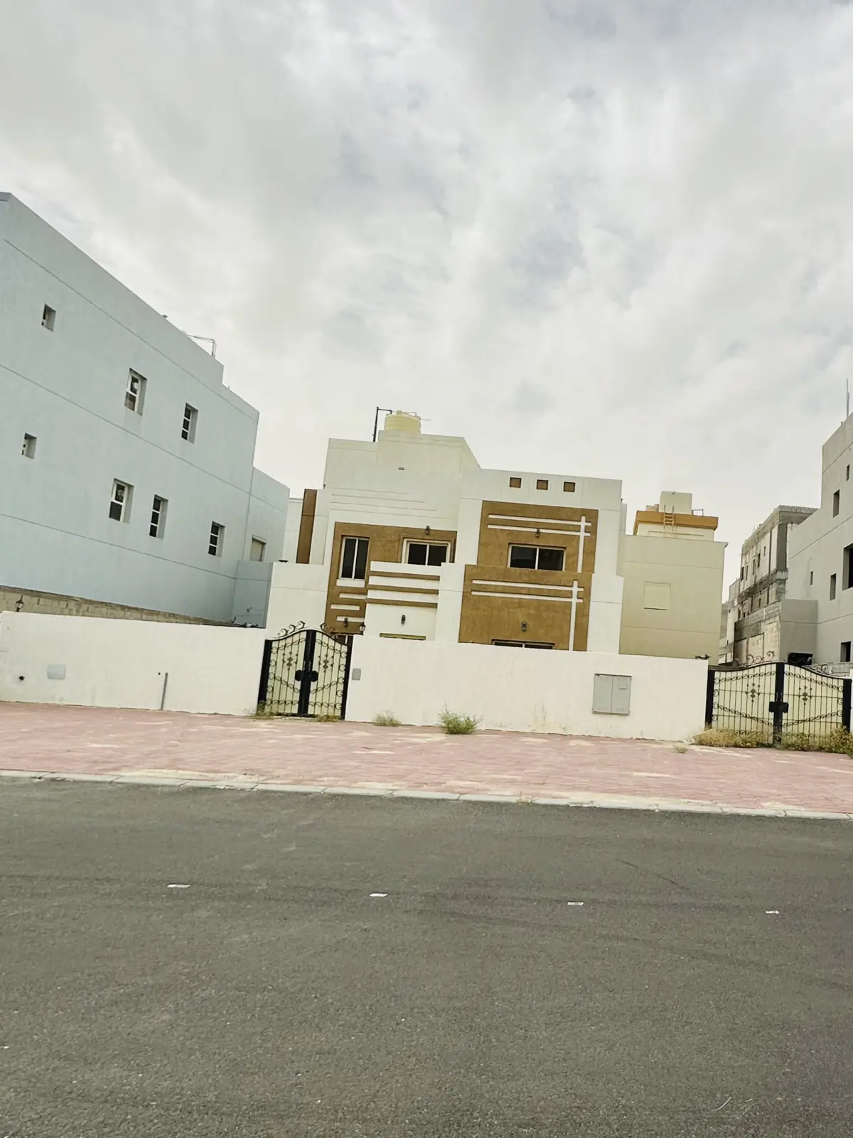 للإيجار بيت في الوفرة