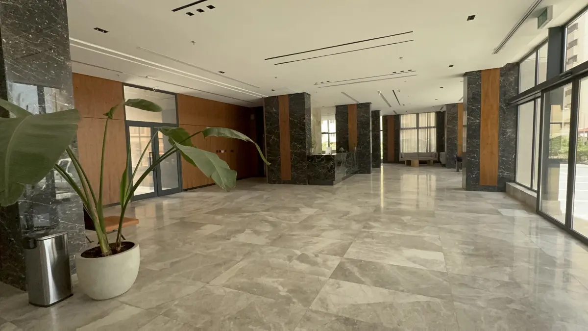 Rent Commercial in Salmiya