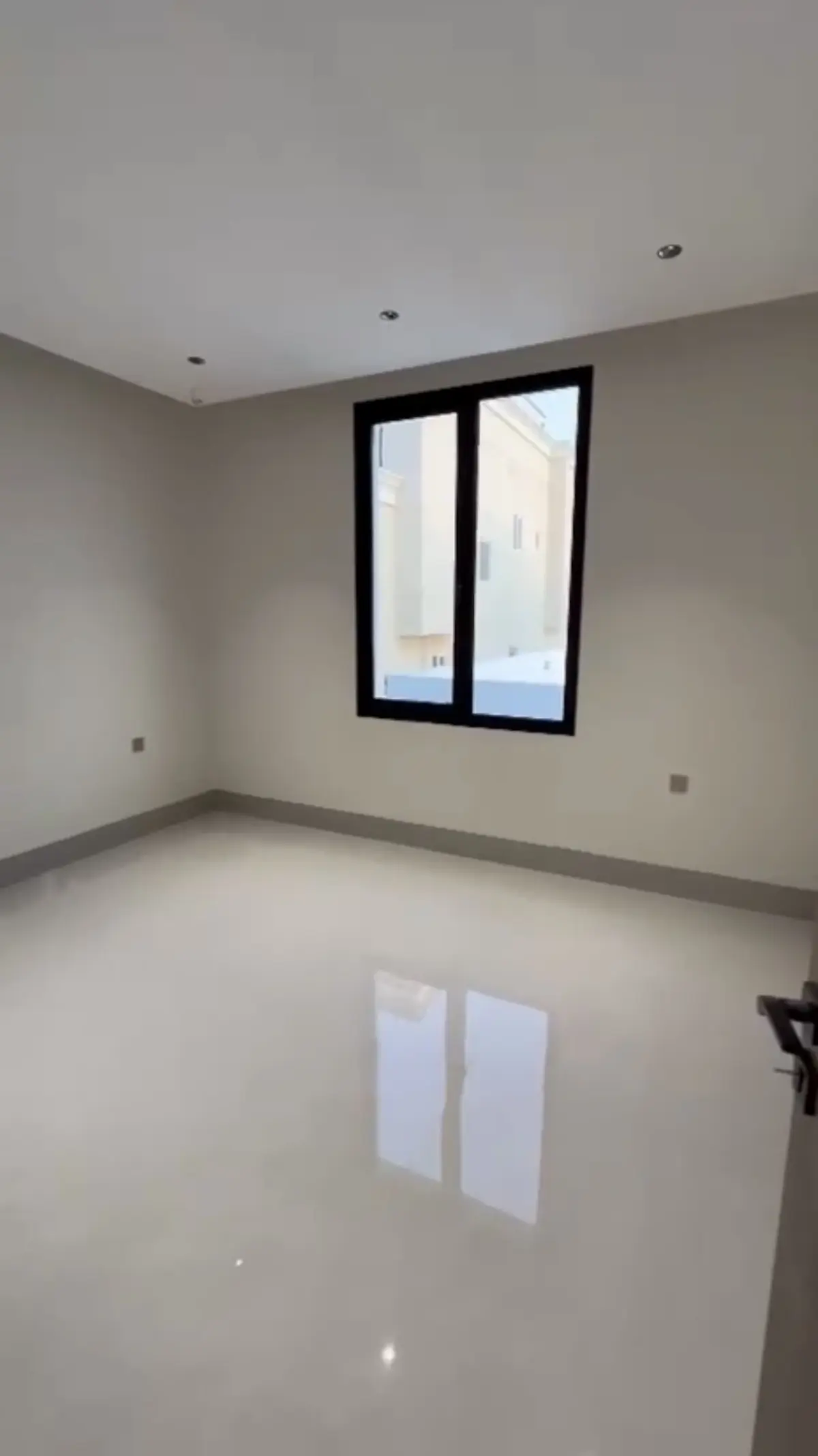للإيجار شقة في المطلاع