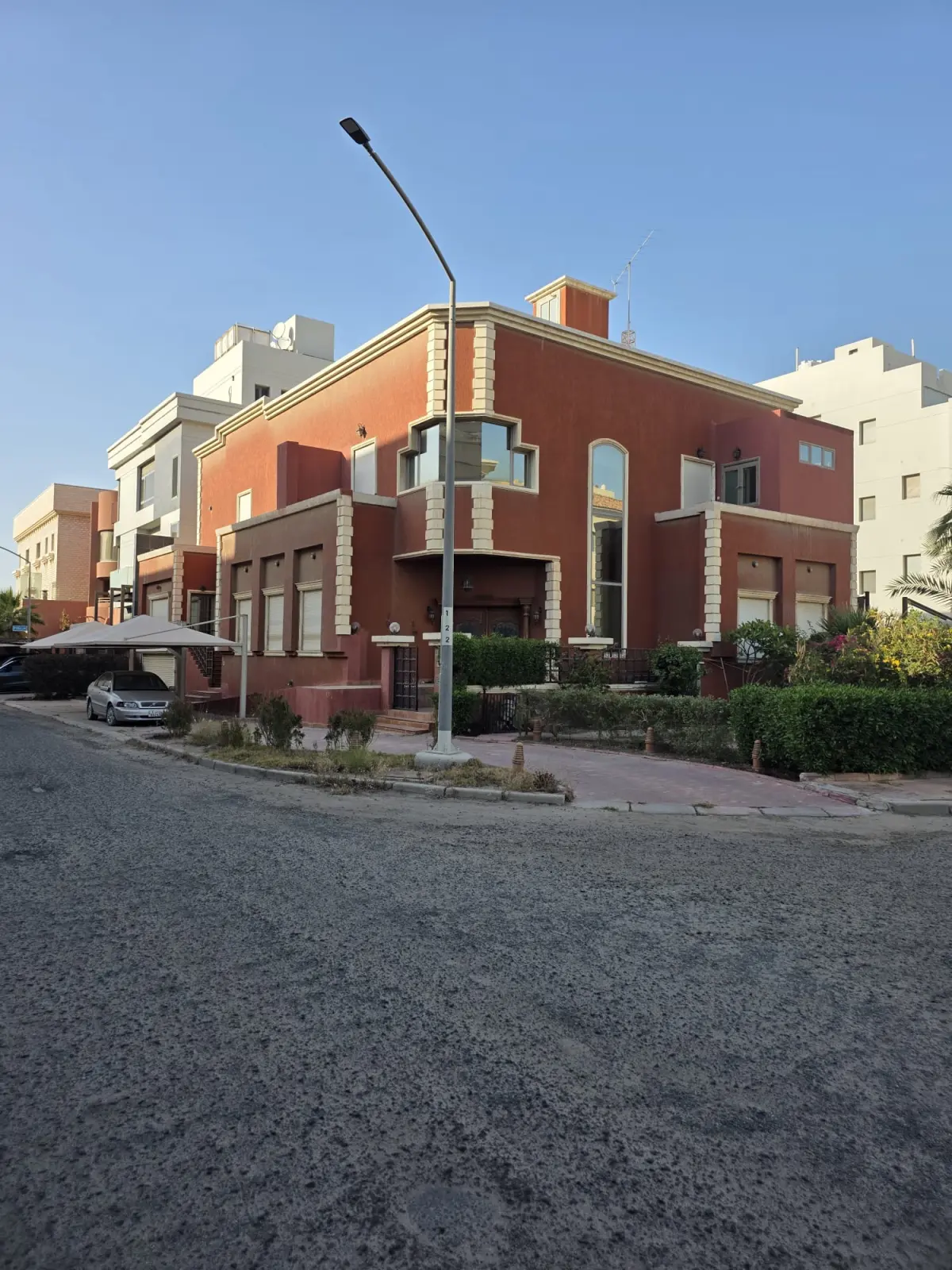 Sale House in Mubarak Al-Abdullah - West Mishref