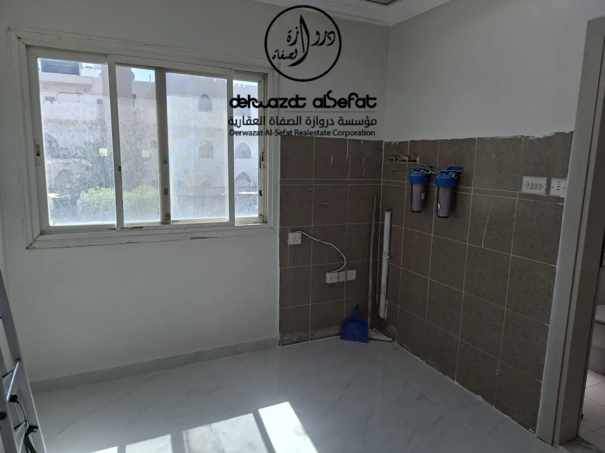 للإيجار دور في السرة