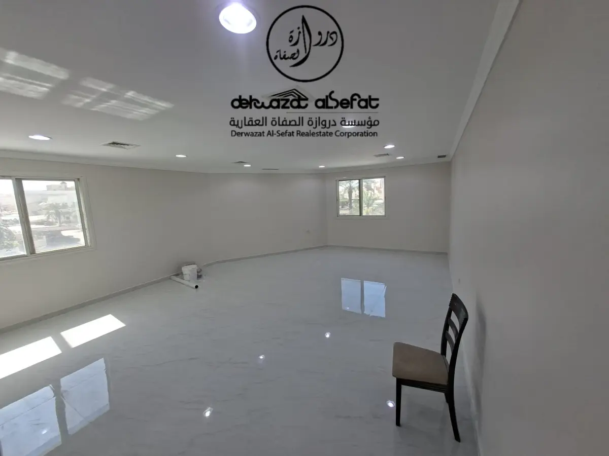 للإيجار دور في السرة