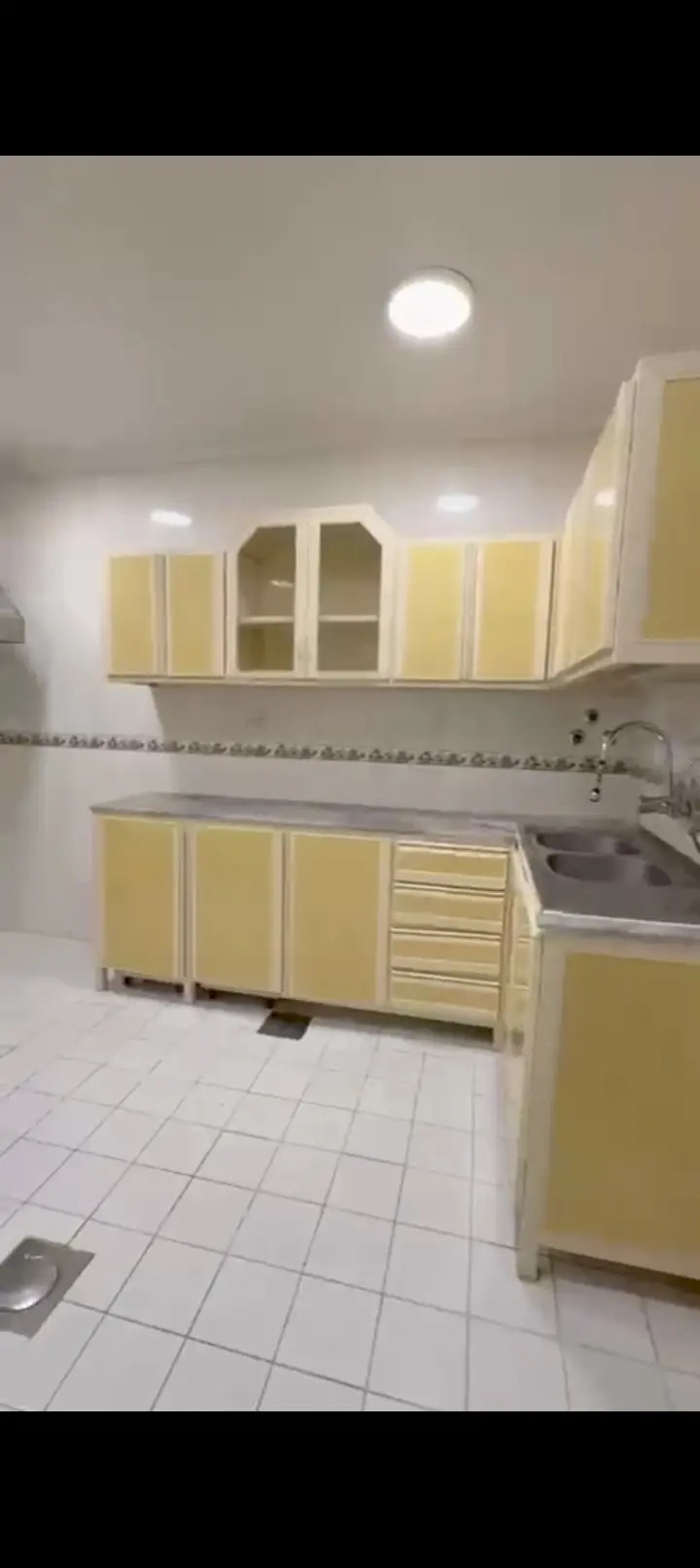 للإيجار بيت في السرة
