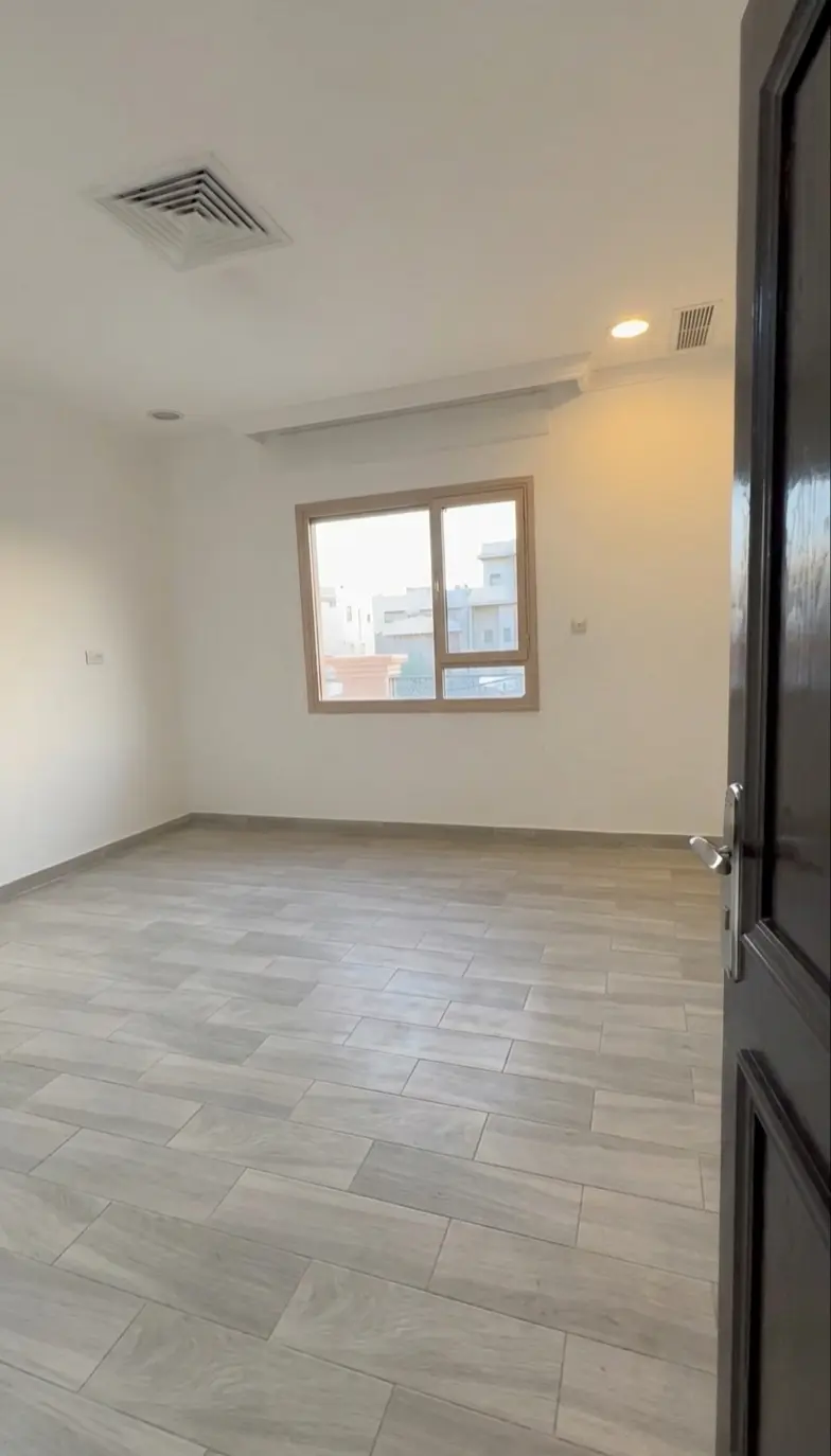 Rent Apartment in Rawda