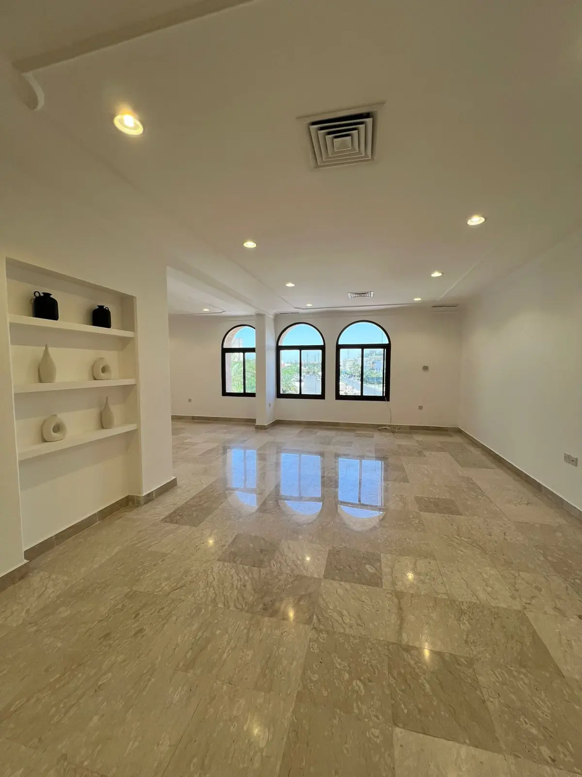 Rent Floor in Shamiya