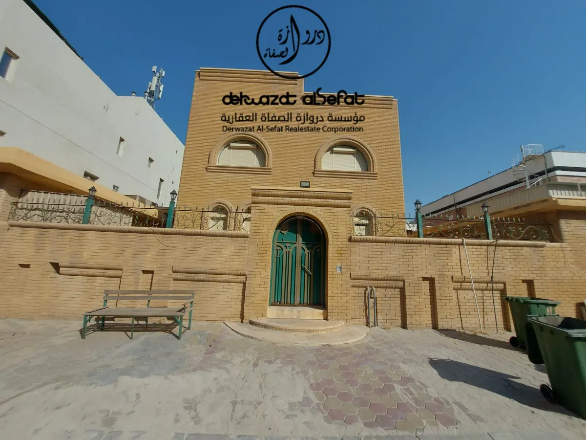 للإيجار بيت في السرة