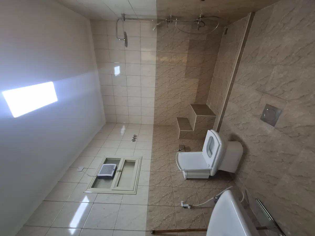 Rent Floor in Zahra