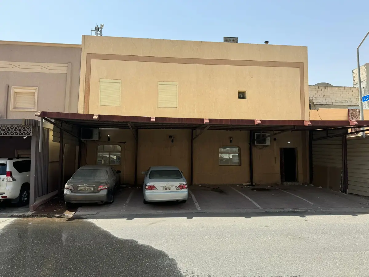Sale House in Firdous