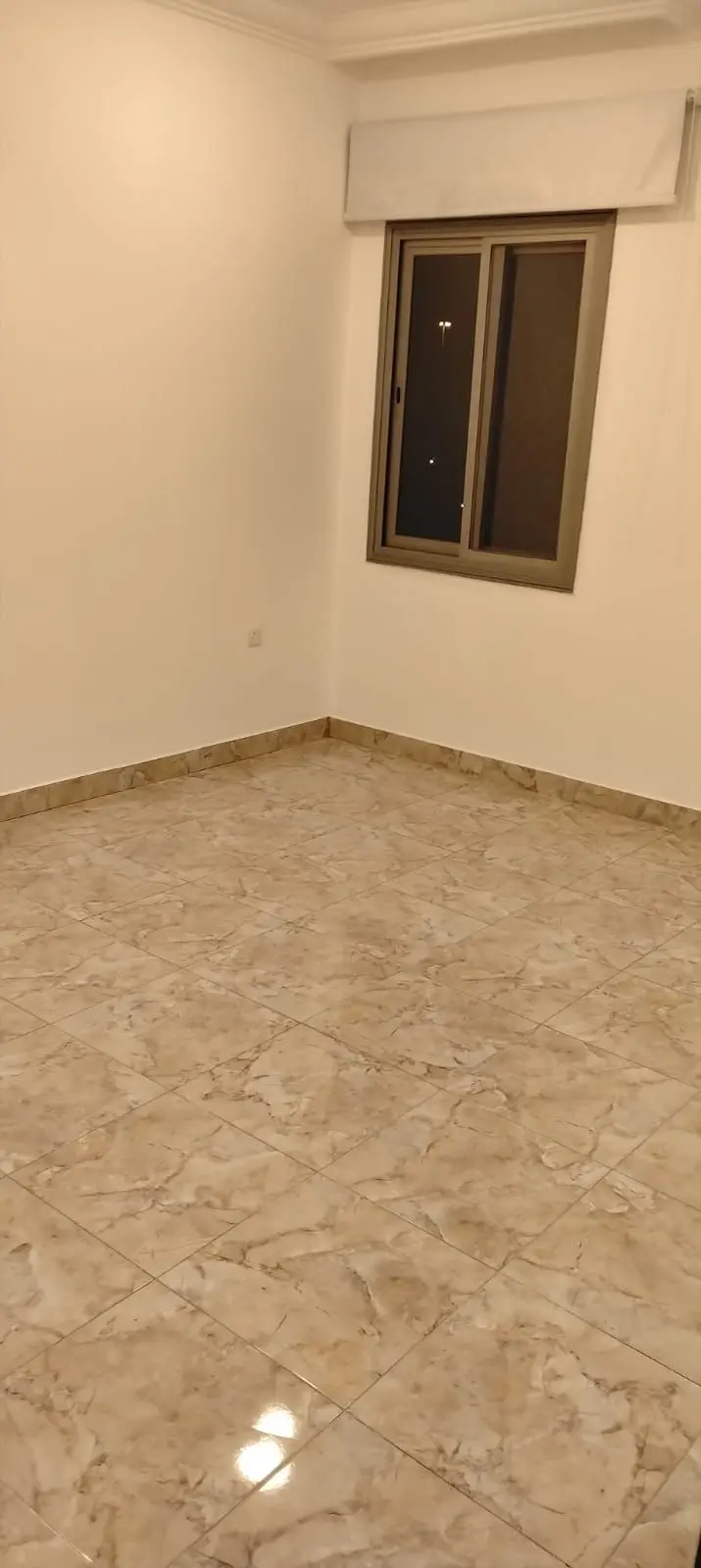 للإيجار شقة في بيان