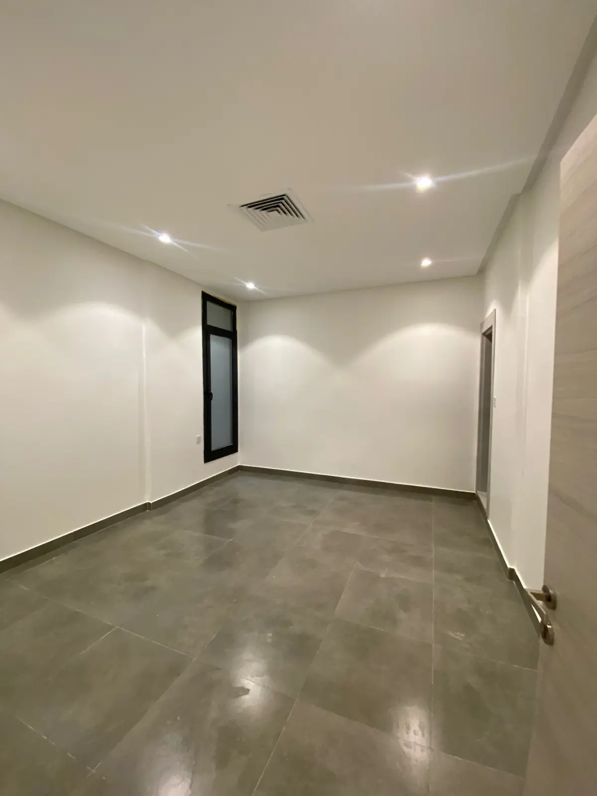 للإيجار شقة في سلوى