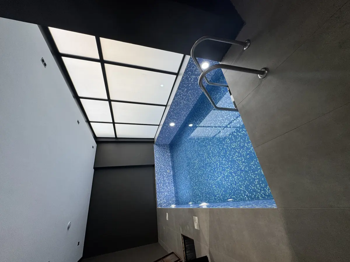 Rent Commercial in Salmiya