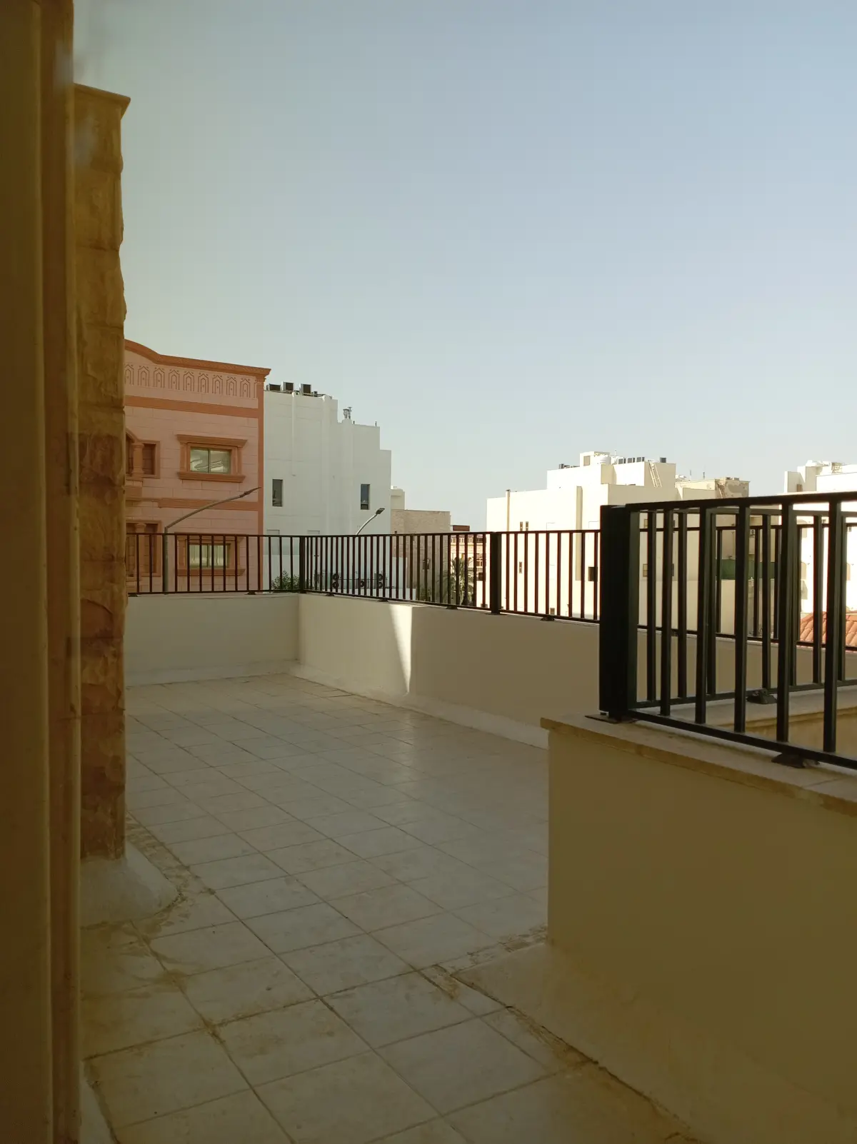 Rent Floor in Zahra