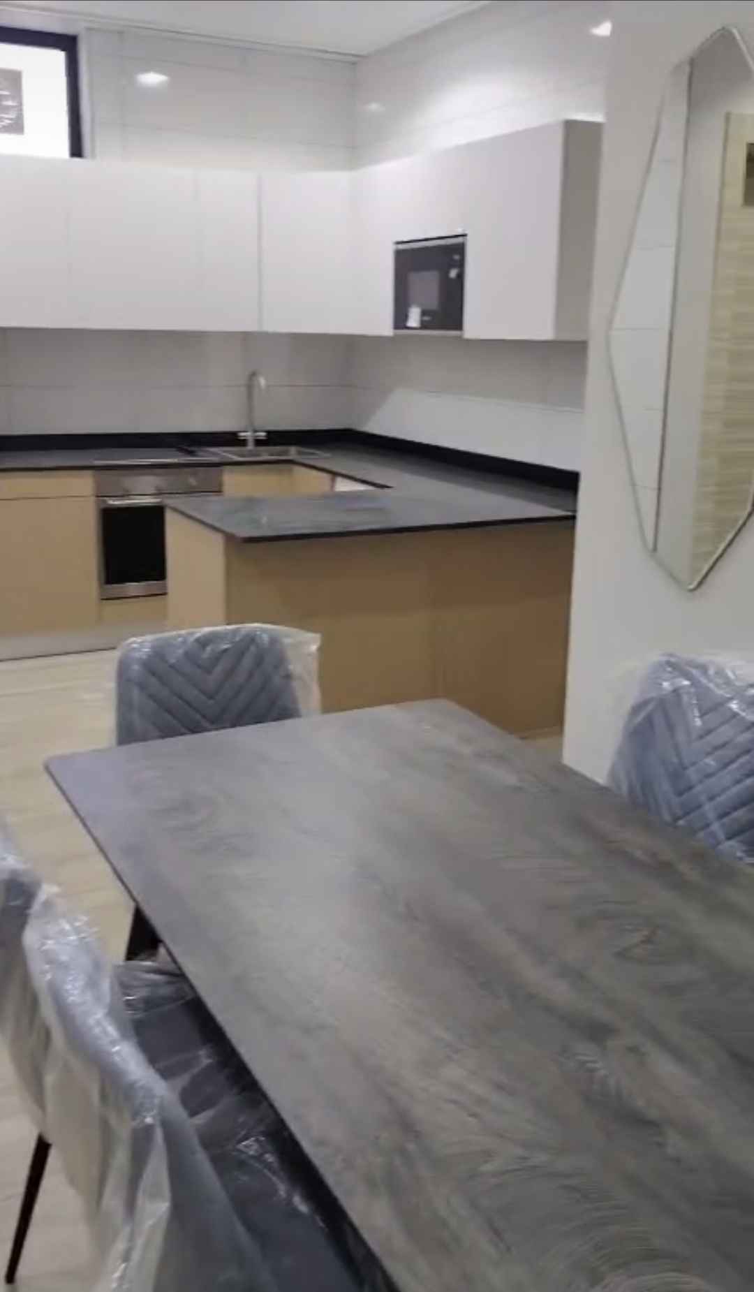 Rent Apartment in Salmiya