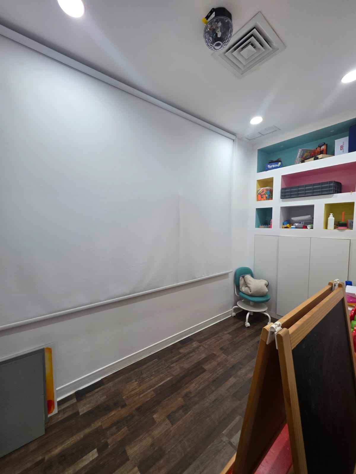 Rent Commercial in Salmiya