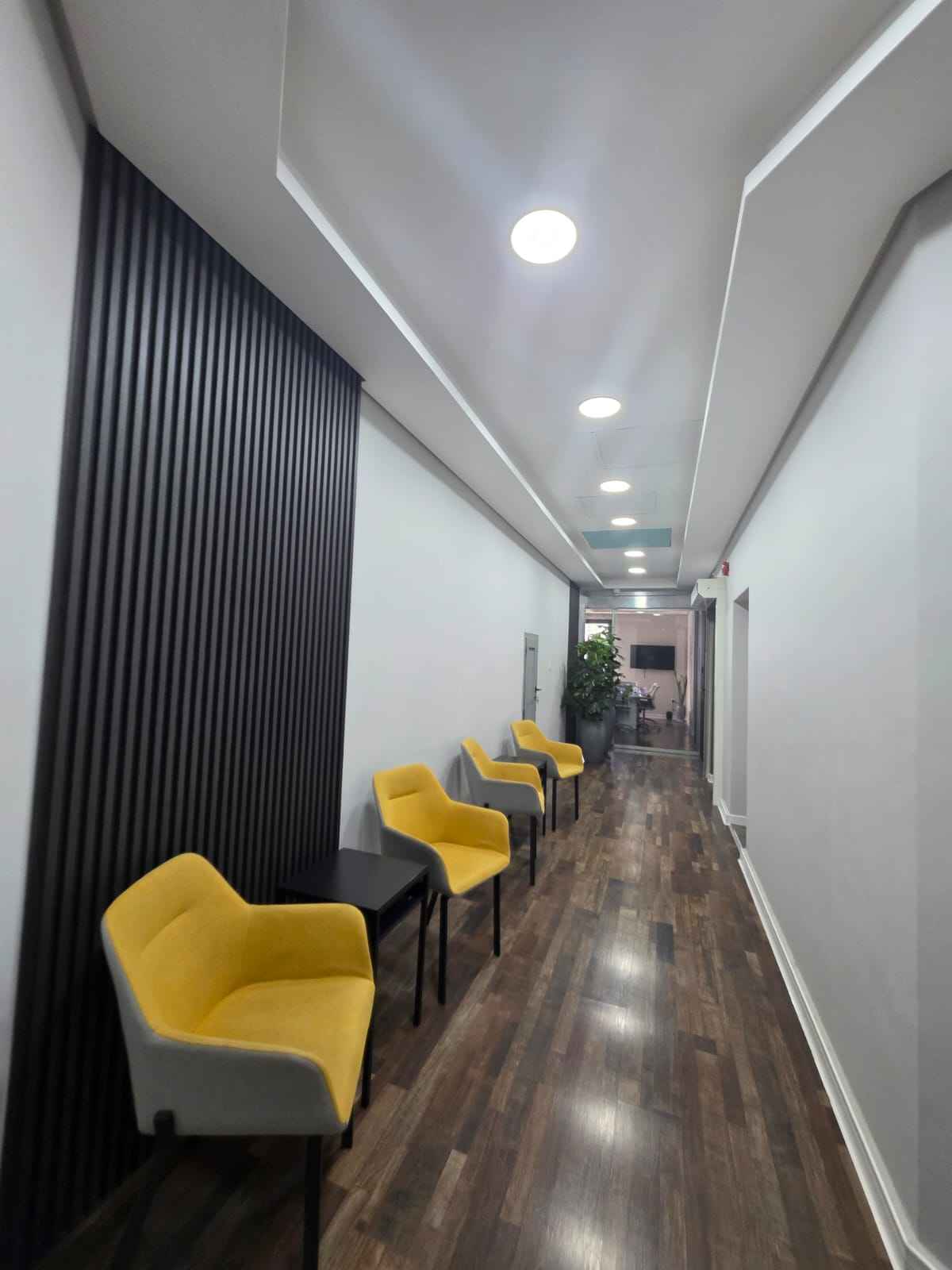 Rent Commercial in Salmiya