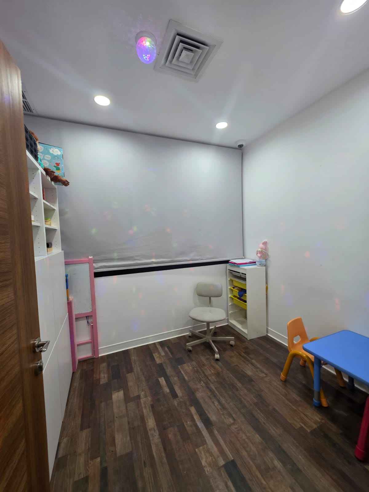 Rent Commercial in Salmiya