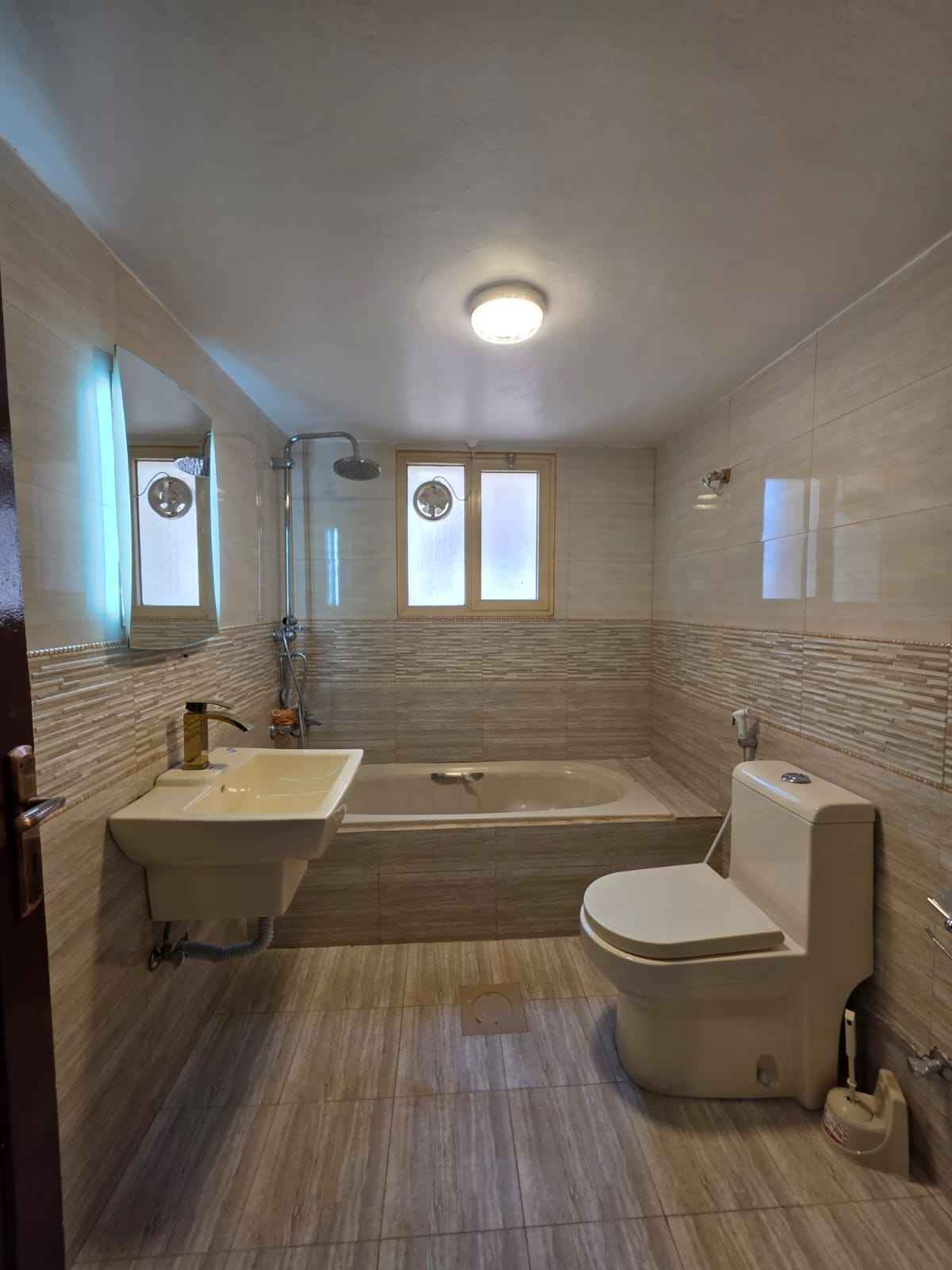 Rent Apartment in Salmiya