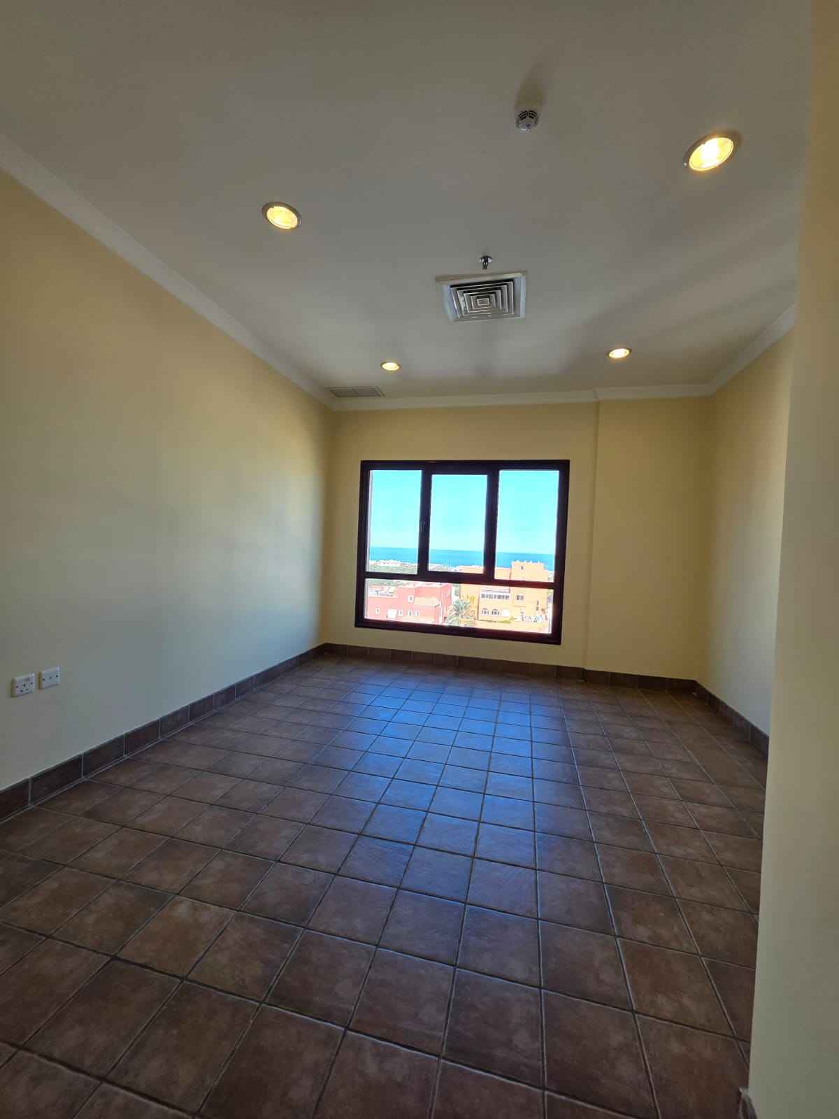 Rent Apartment in Salmiya