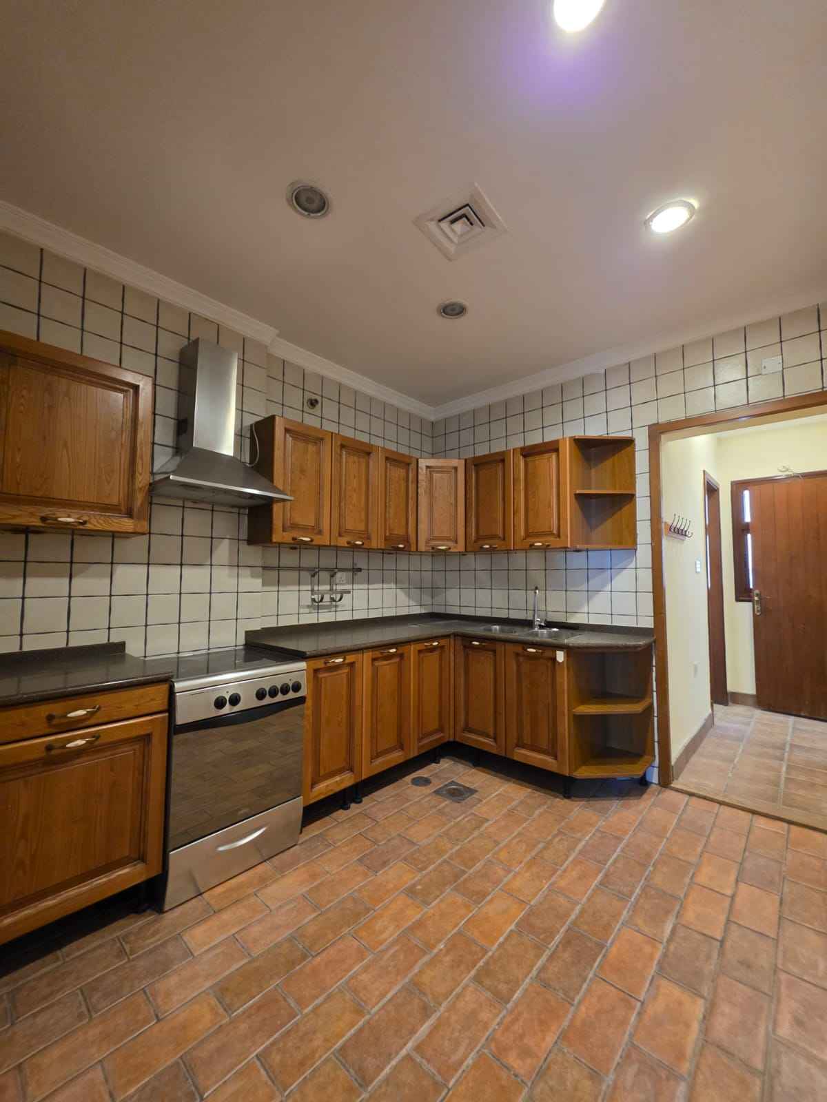 Rent Apartment in Salmiya