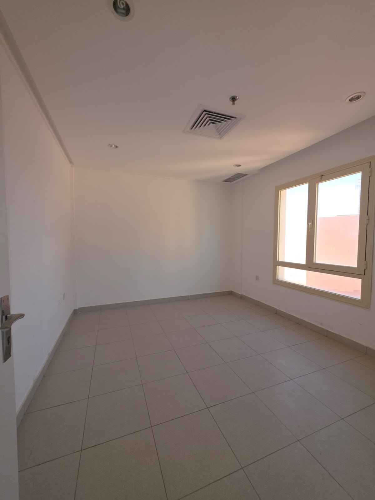 Rent Apartment in Salmiya