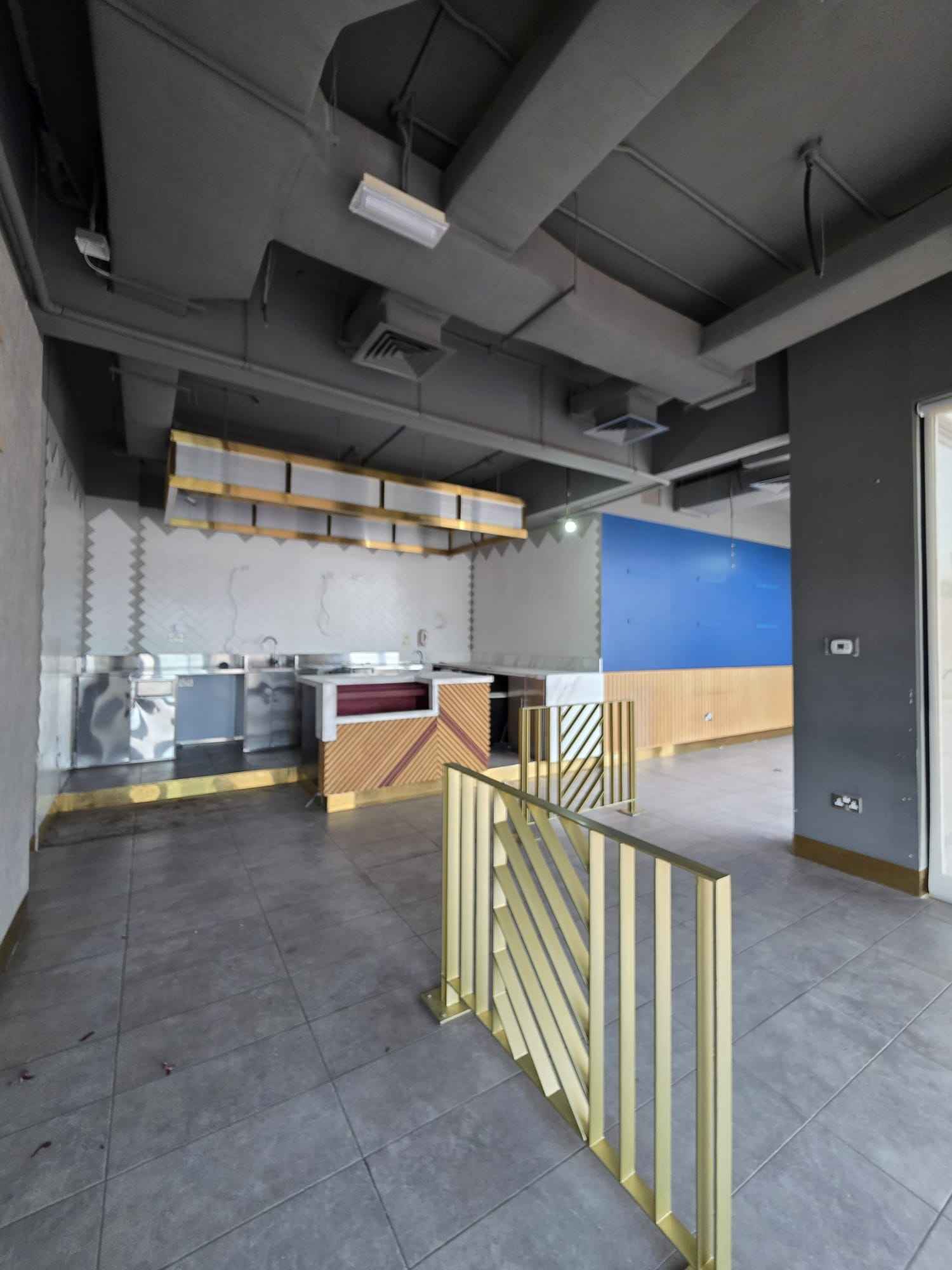 Rent Commercial in Bnaid Al-Gar