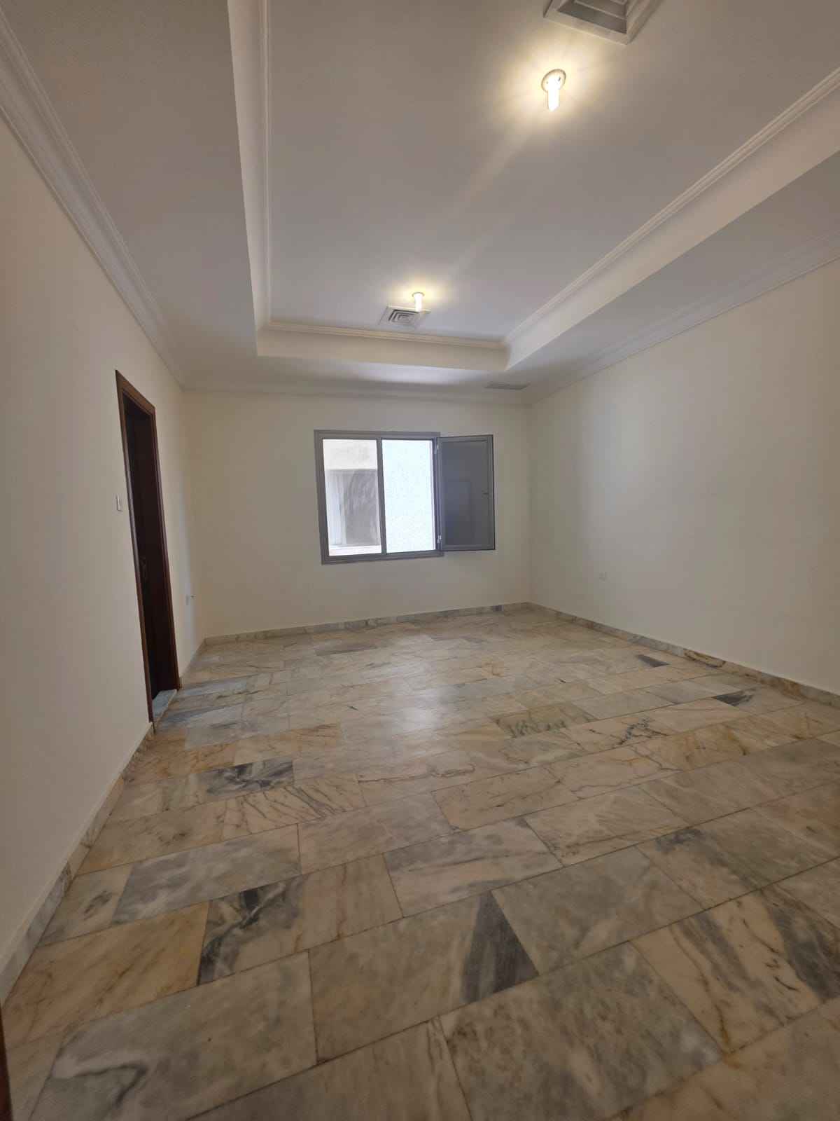 Rent Apartment in Salwa