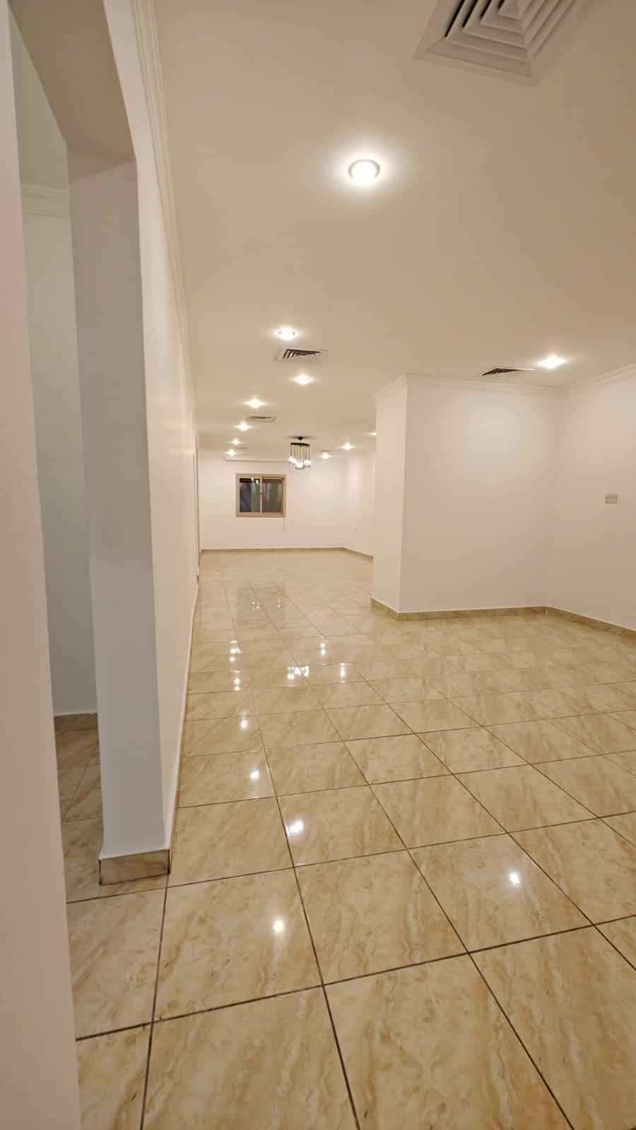 Rent Floor in Bayan