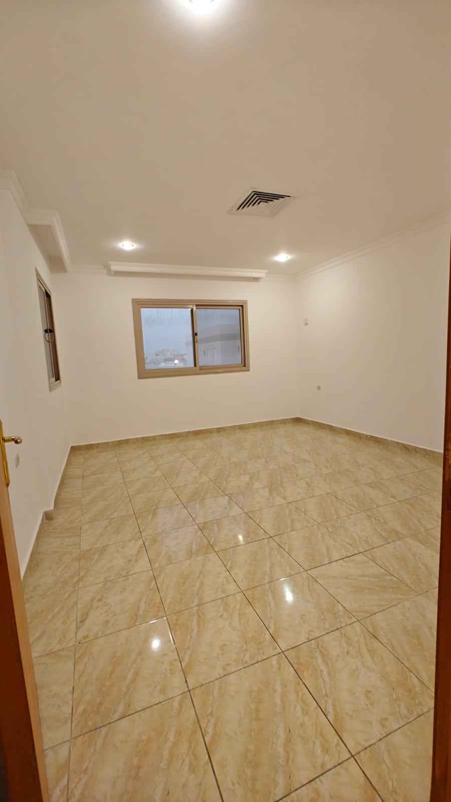 Rent Floor in Bayan
