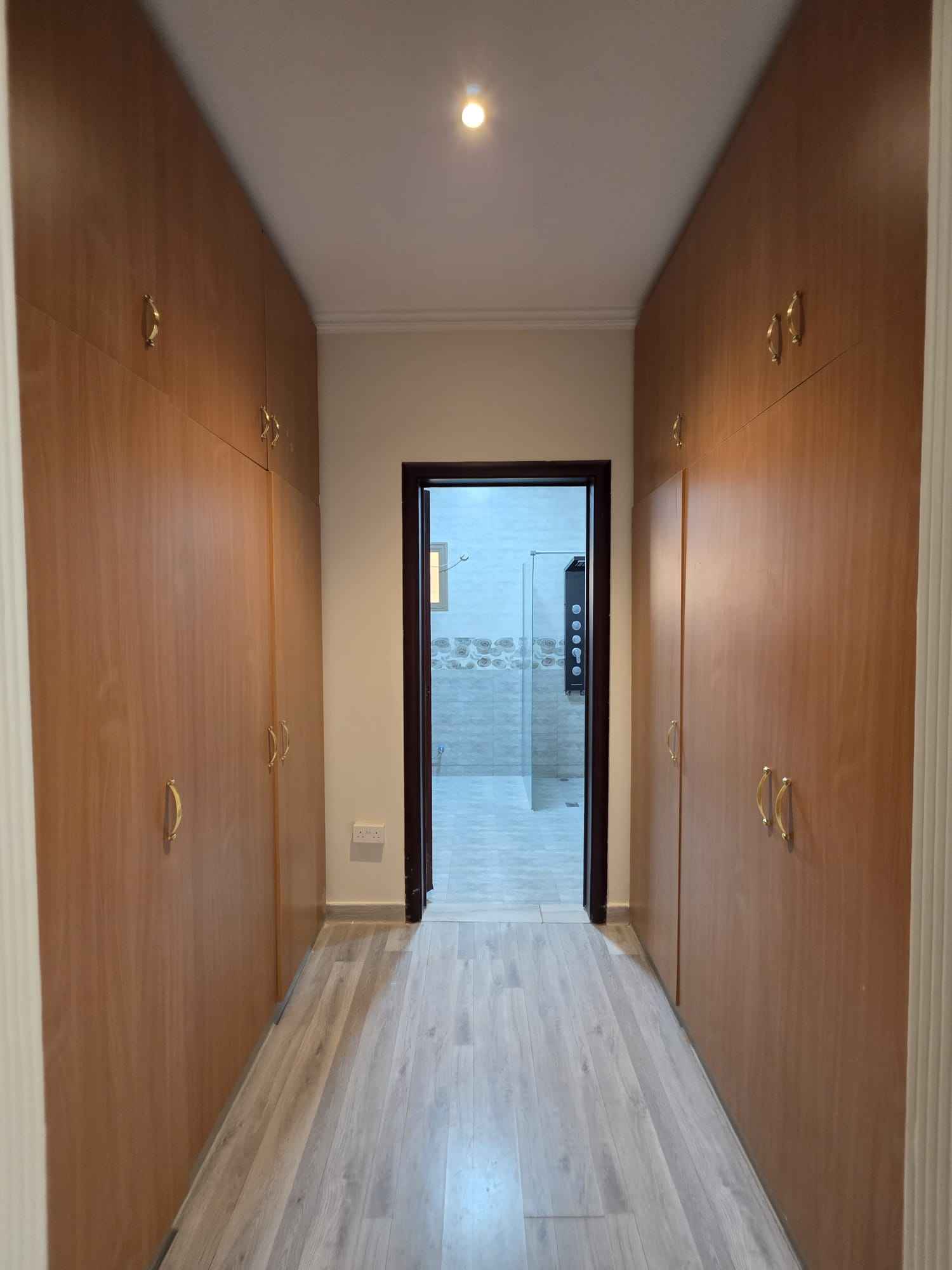 Rent House in Mangaf