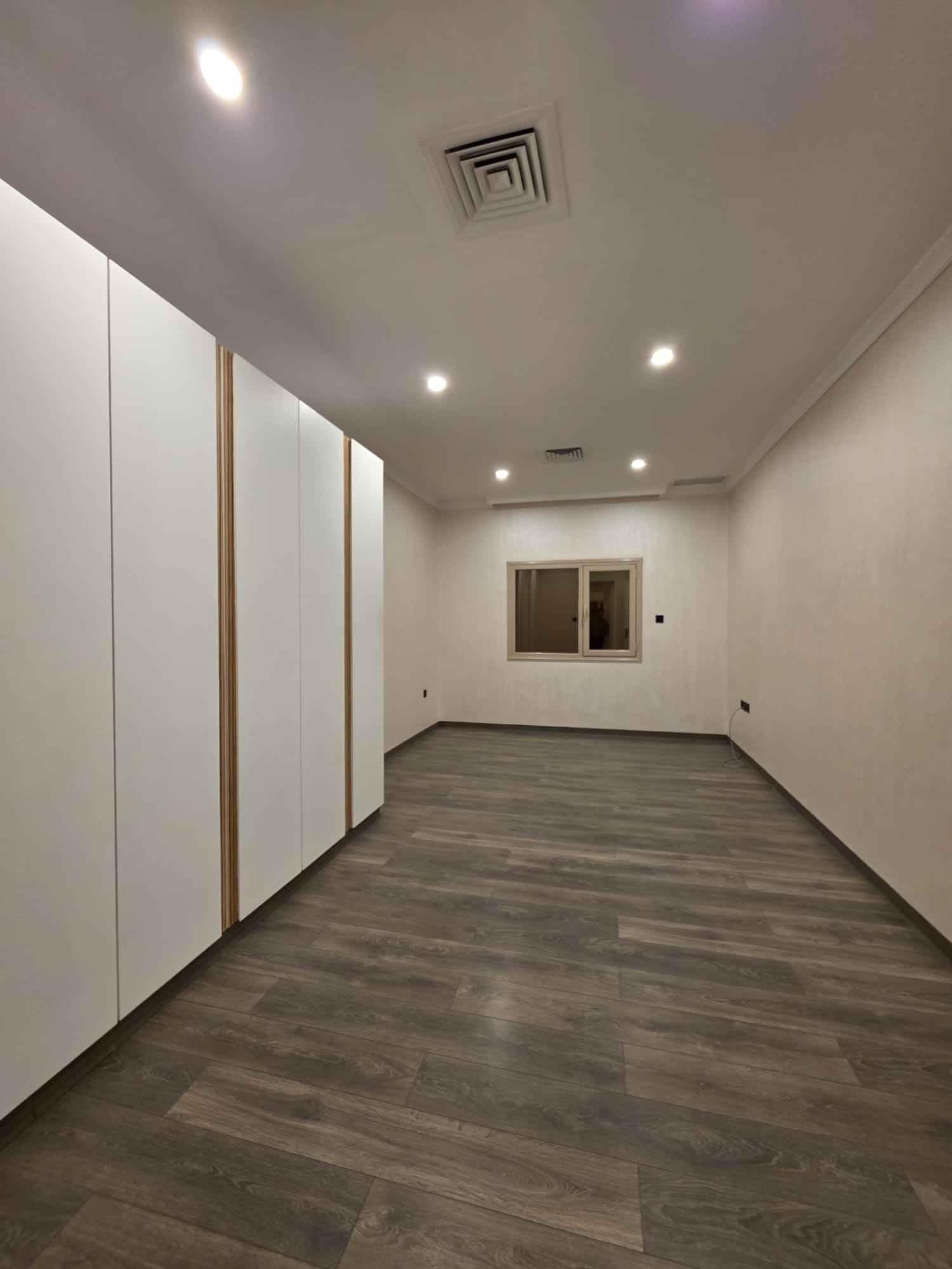 Rent Floor in Siddeeq
