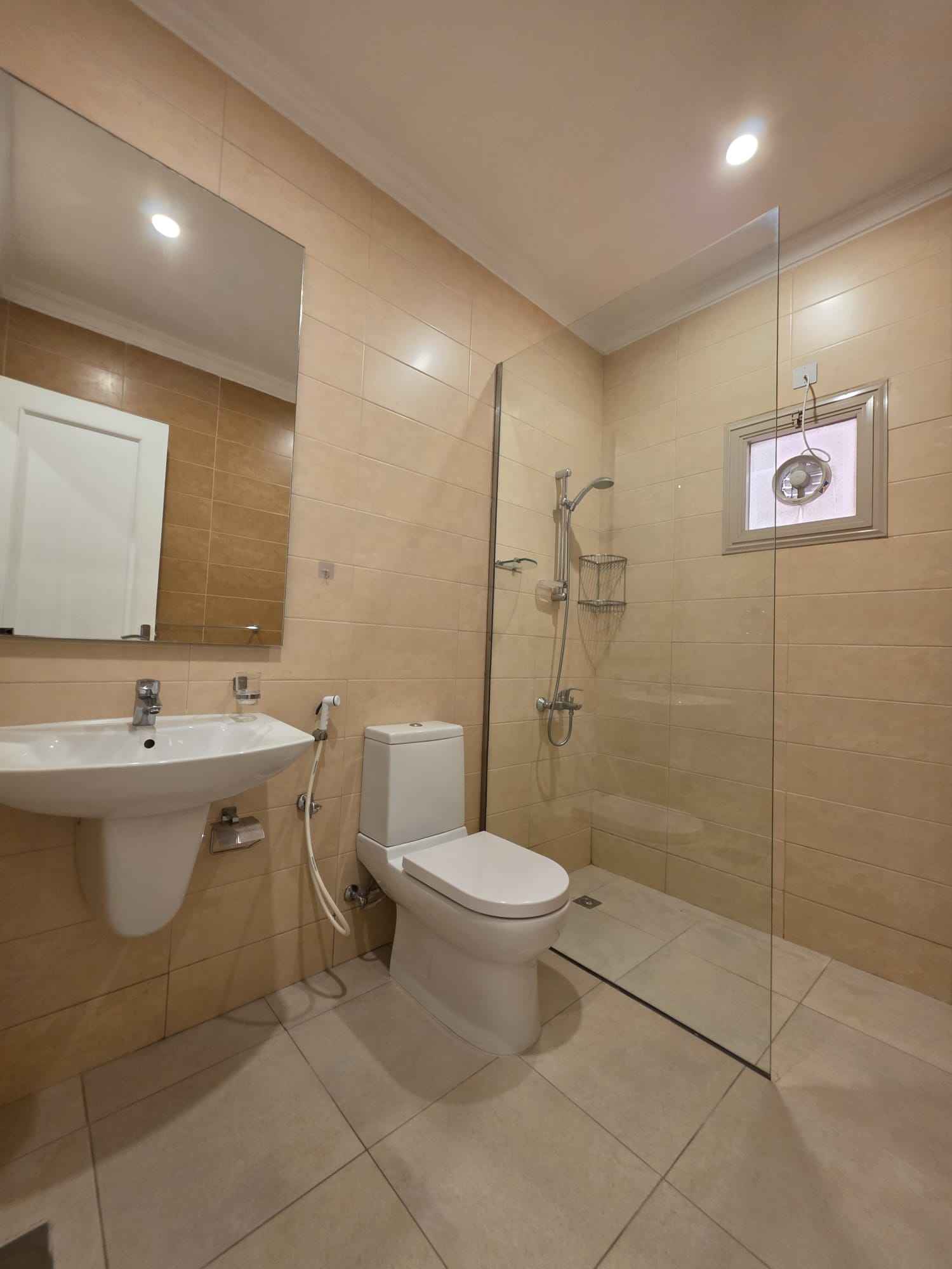 Rent Floor in Siddeeq