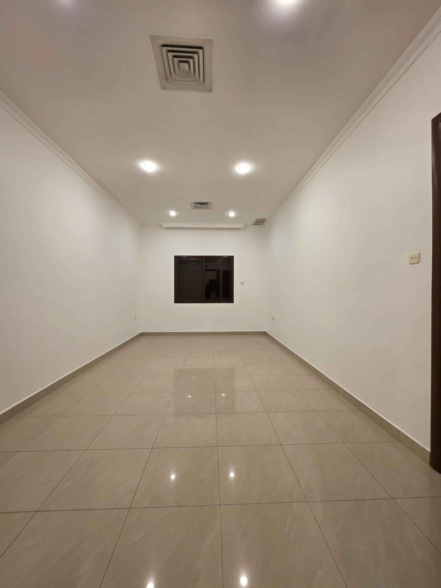 Rent Floor in Siddeeq