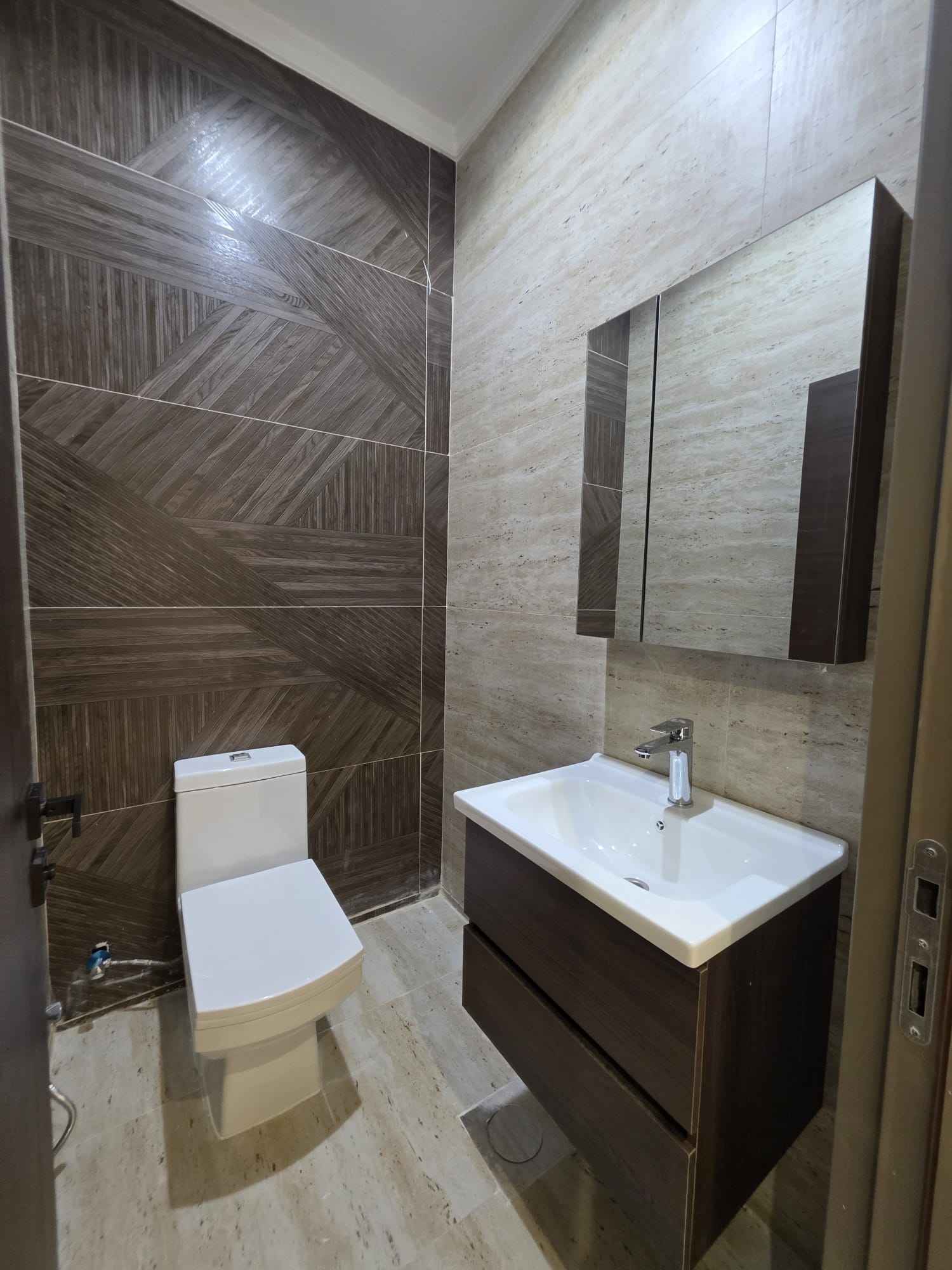 Rent Apartment in Salmiya