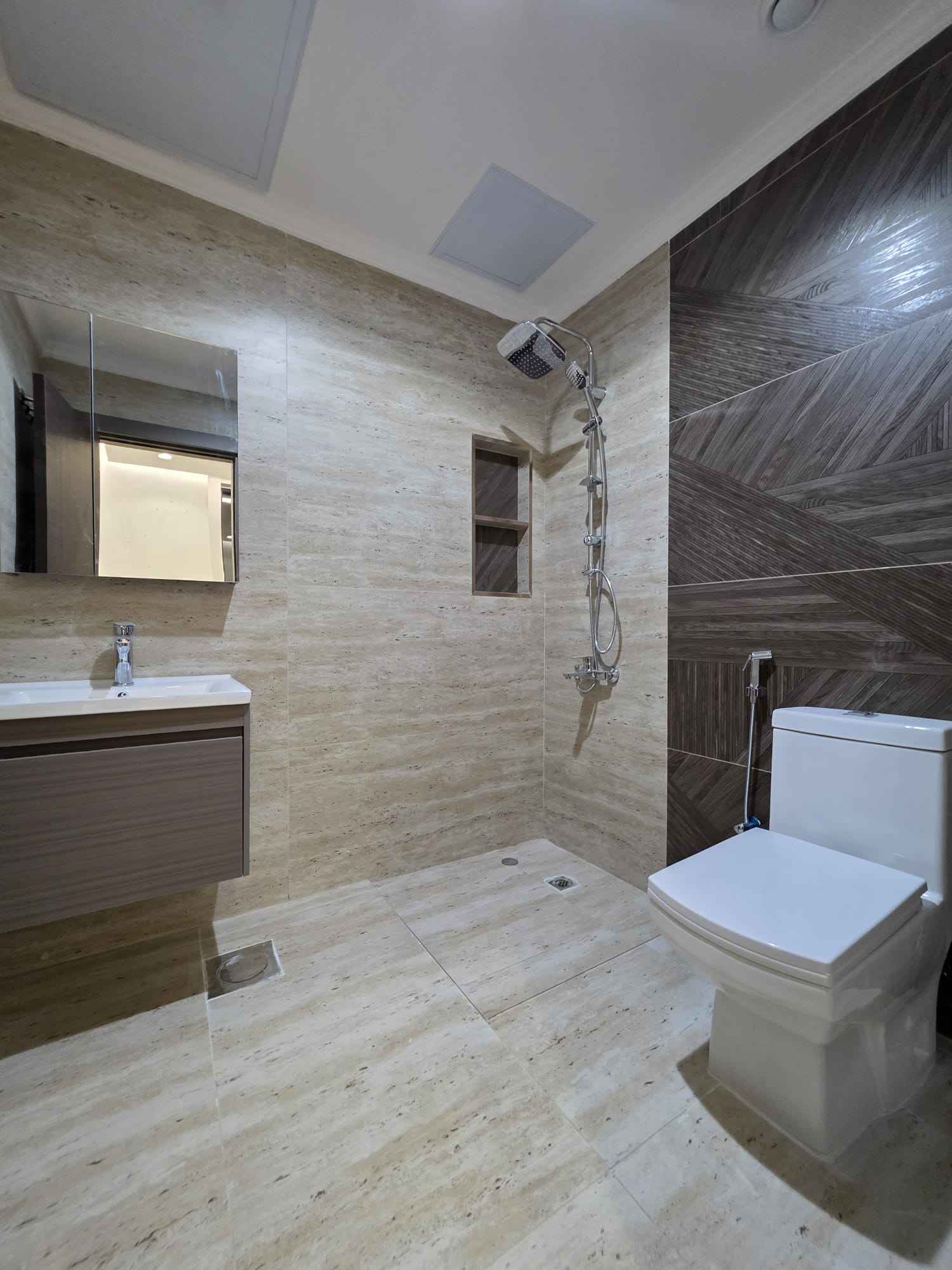 Rent Apartment in Salmiya