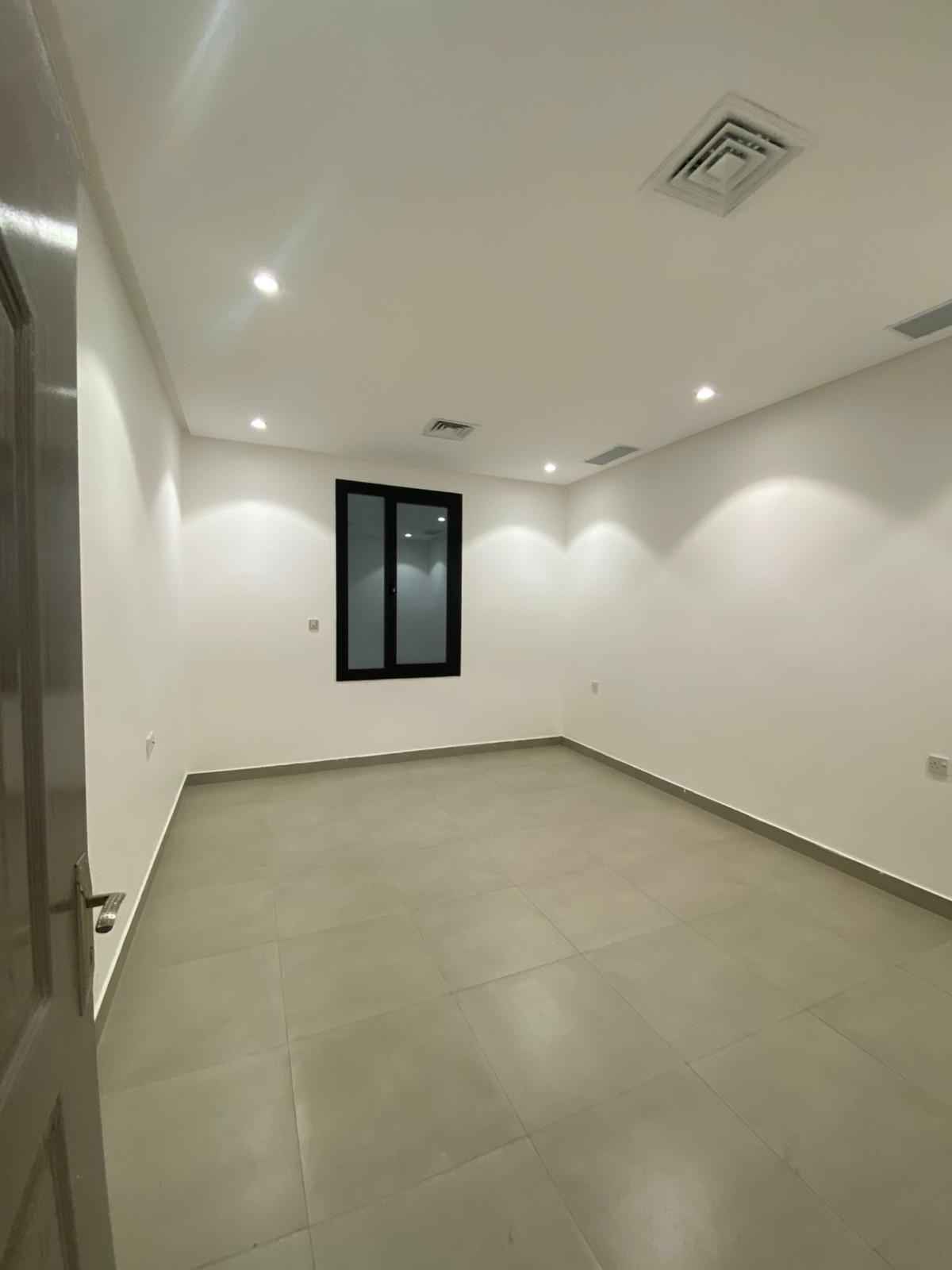 Rent Floor in Salwa