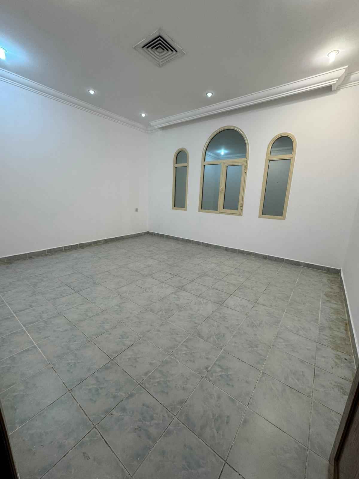 Rent House in Rumaithiya