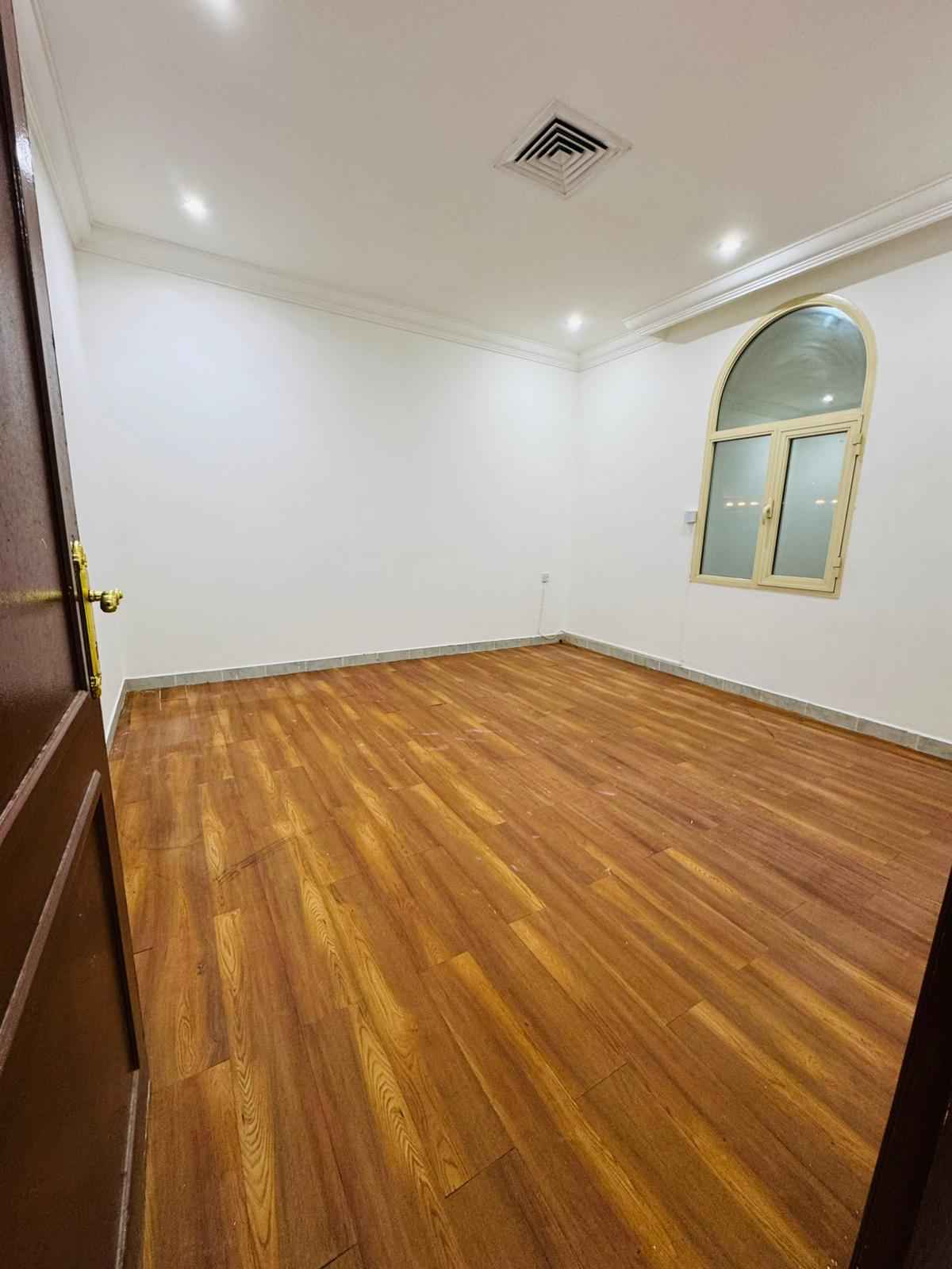 Rent House in Rumaithiya