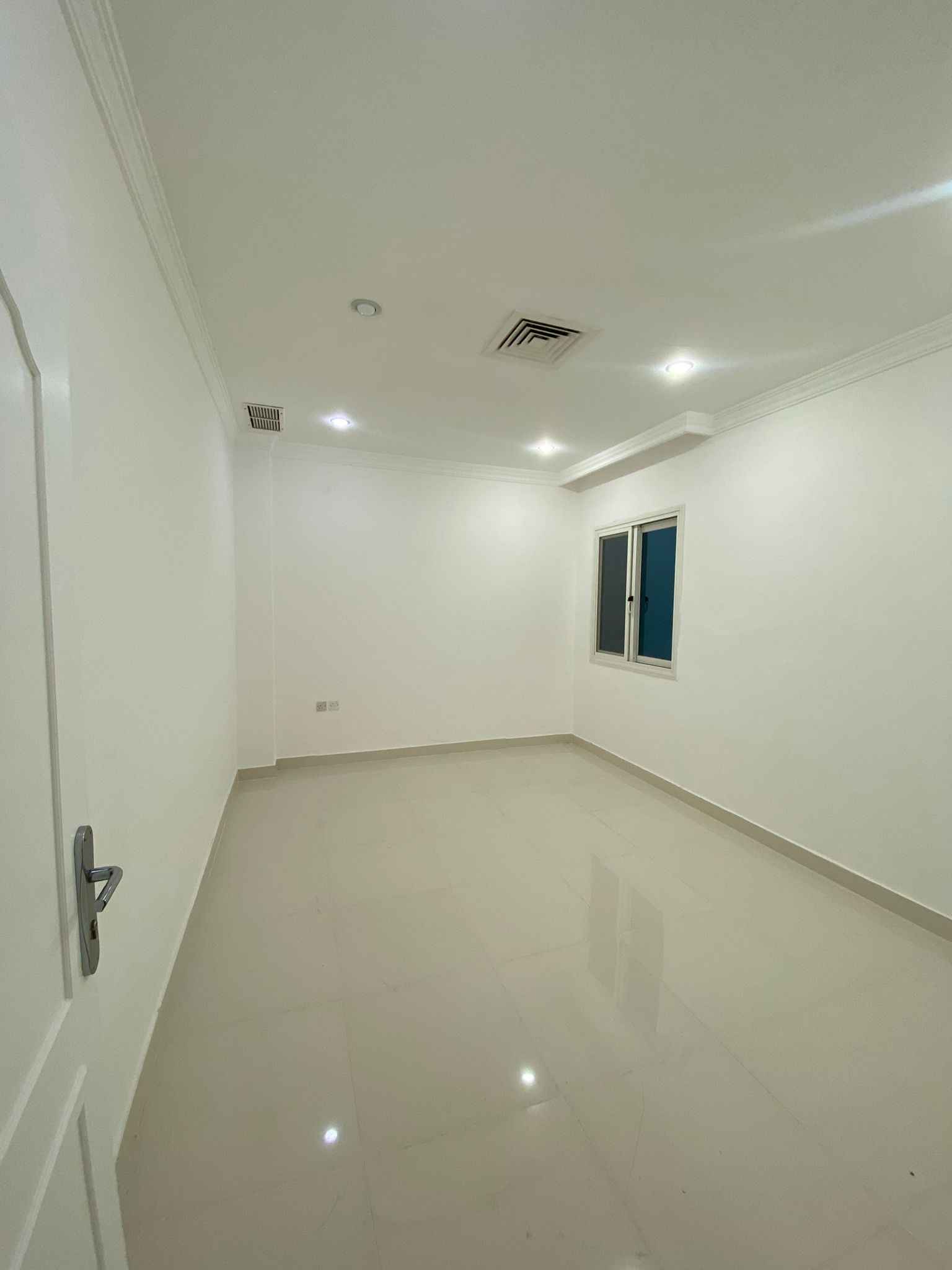 Rent Apartment in Rumaithiya