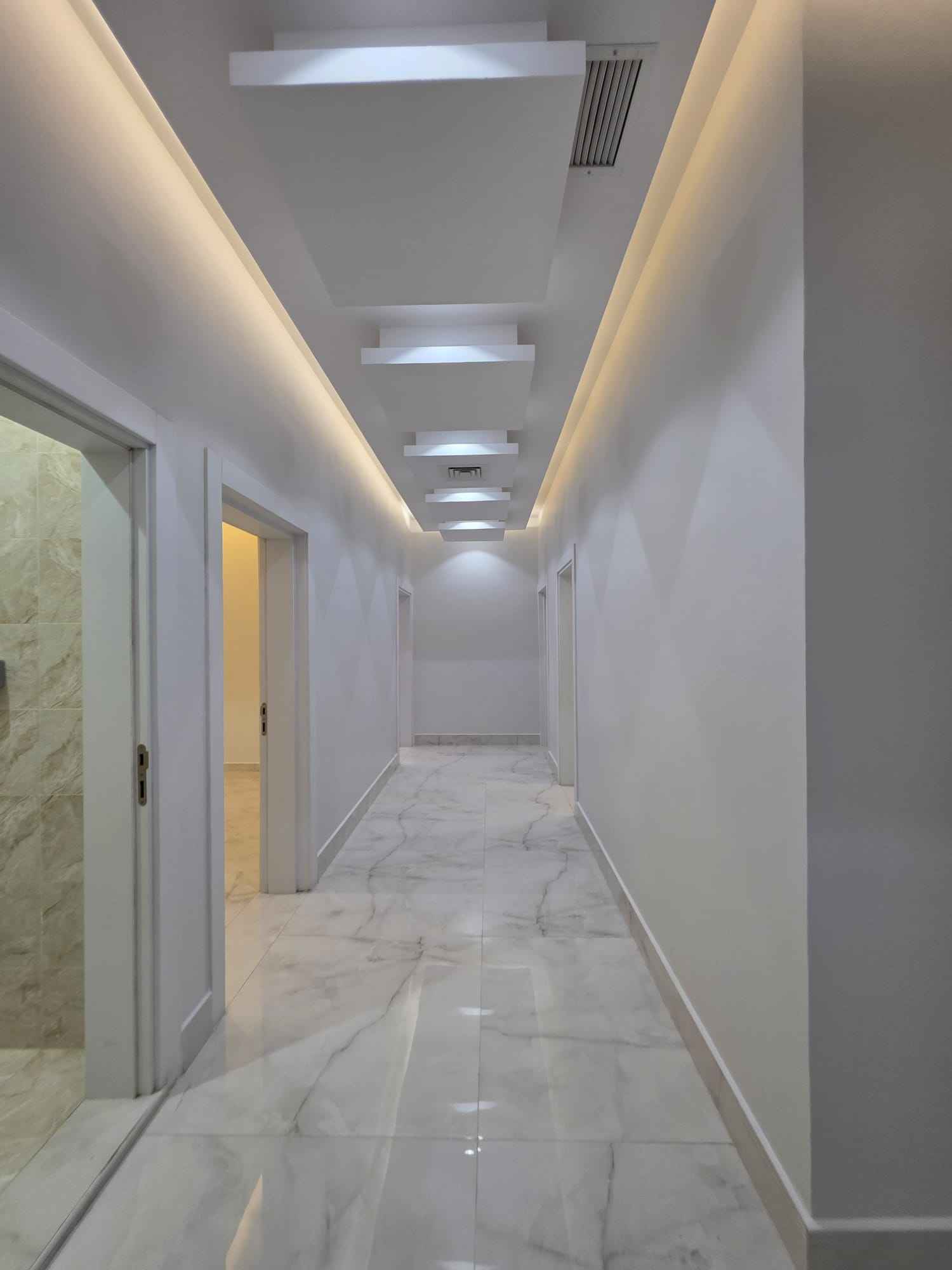 Rent Floor in Funaitees