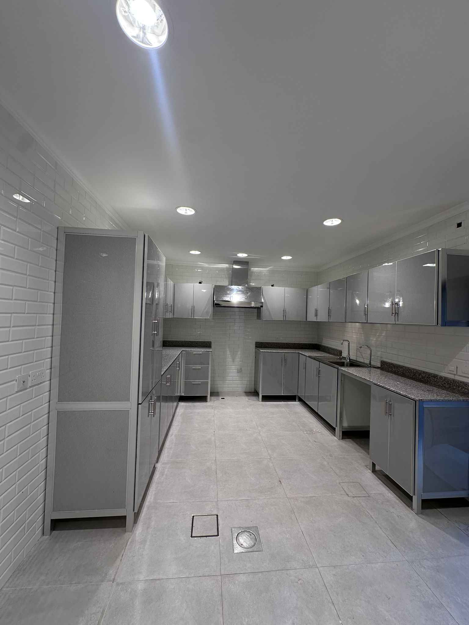 Rent House in Shaab Residential