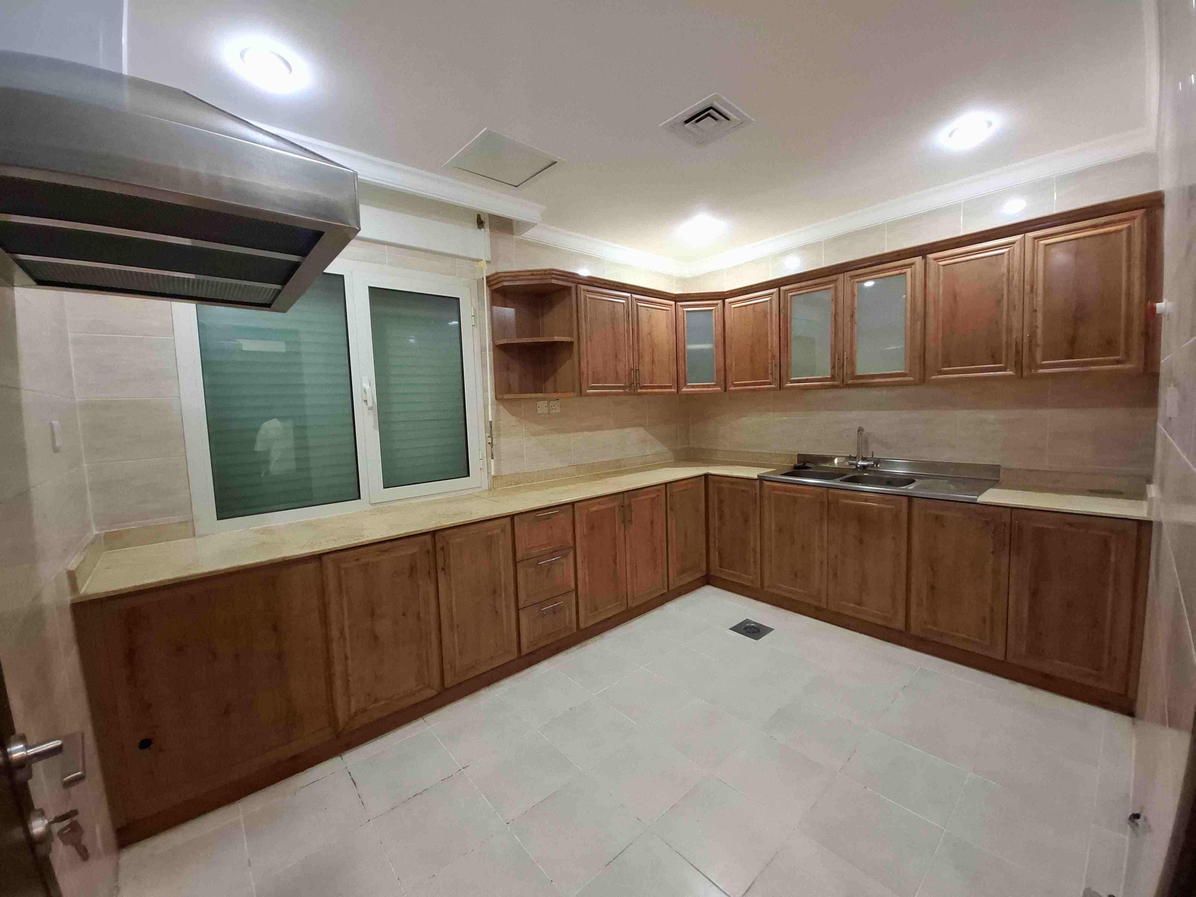 Rent Apartment in Jabriya