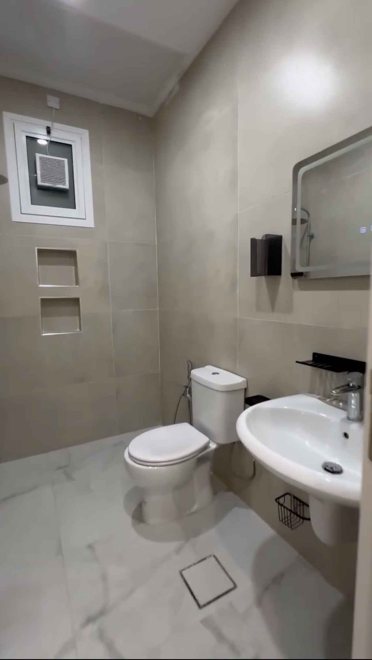 Rent Apartment in Khaitan South New