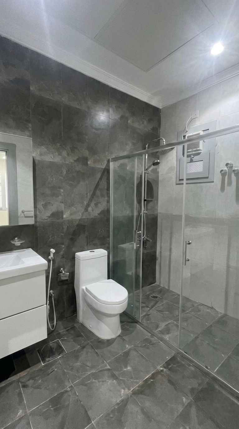 للإيجار شقة في الخالدية