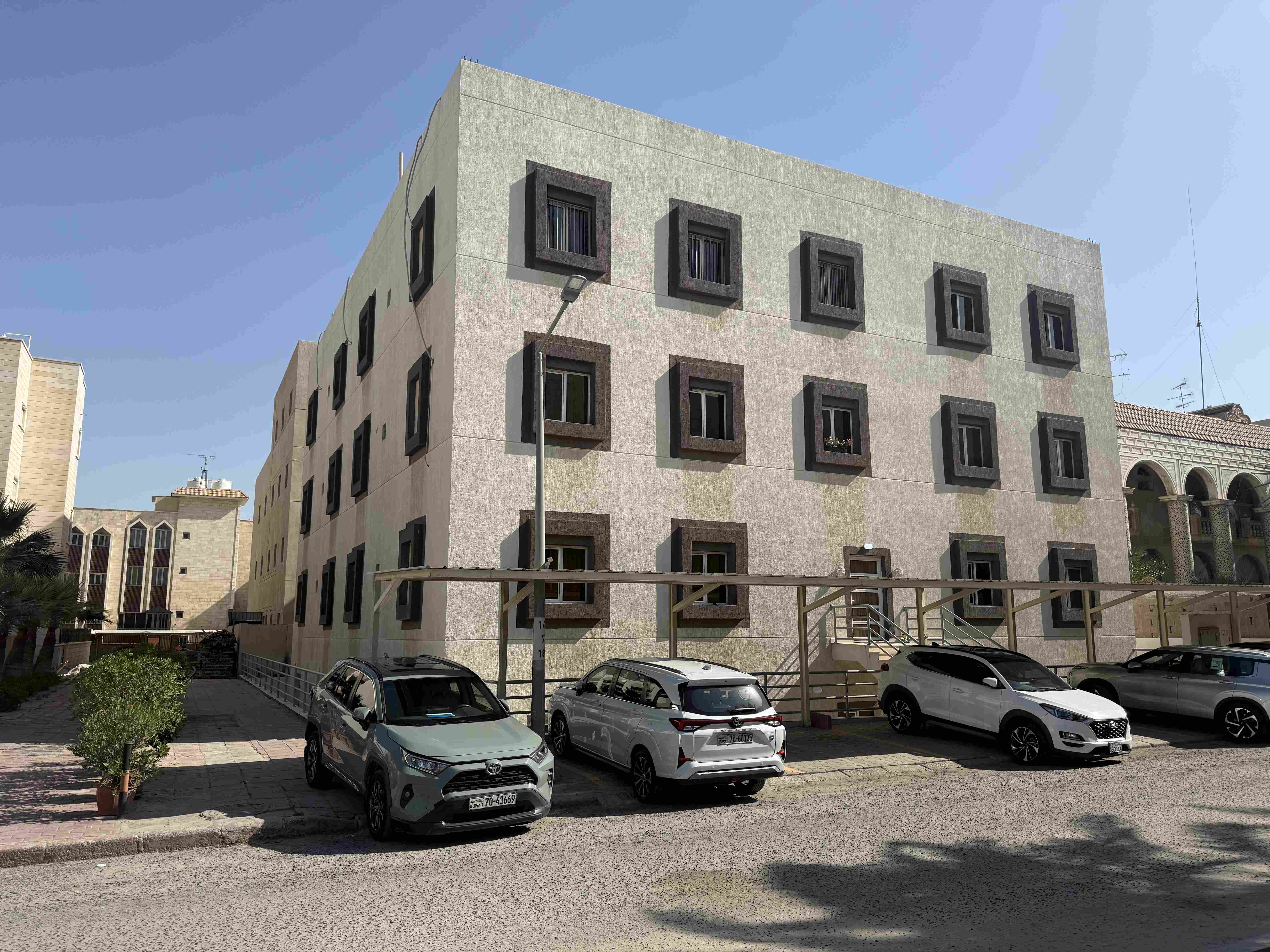 Rent Apartment in Salwa