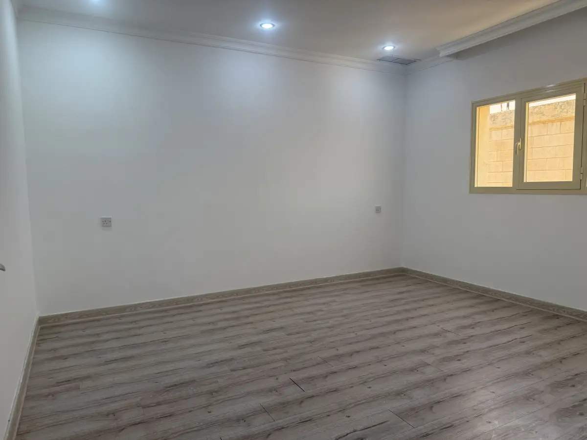 Rent Apartment in Salwa