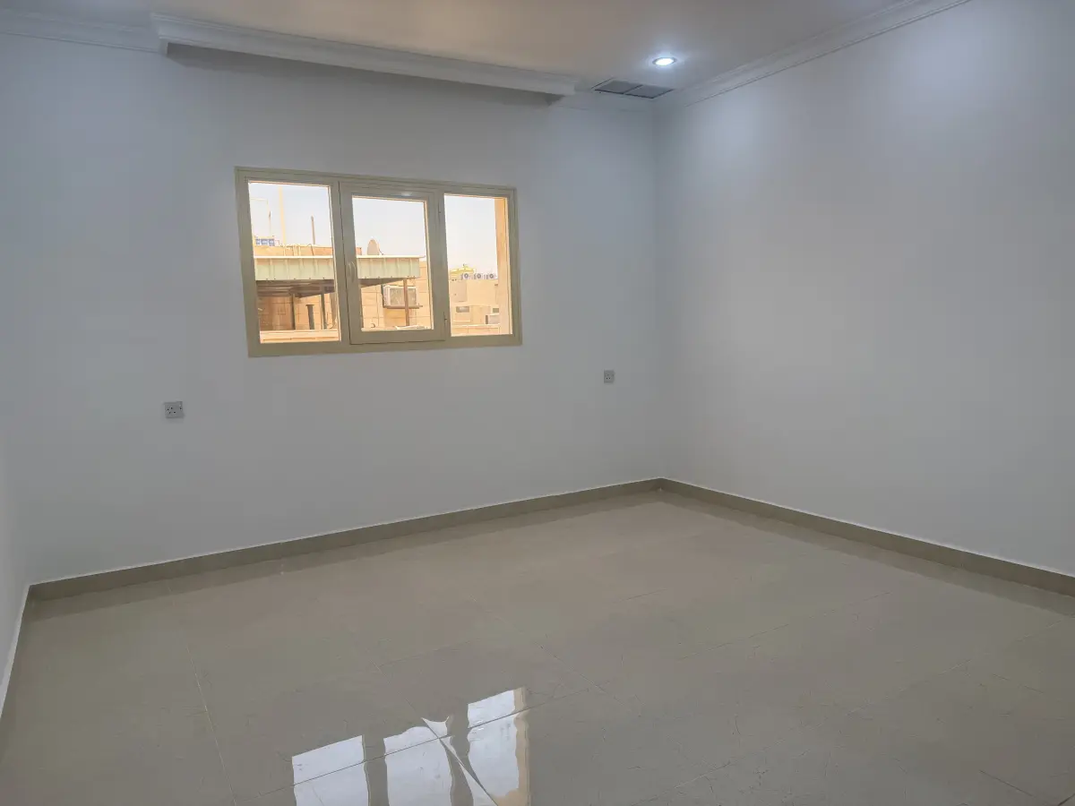 Rent Apartment in Salwa